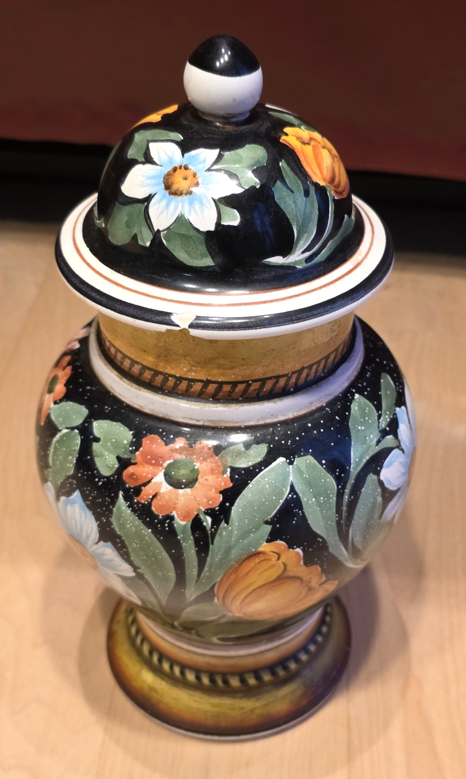 Italian Majolica Hand Painted Vase Isola Bella Ceramic Finial Urn VTG Italian Majolica Hand Painted Vase Isola Bella Ceramic Finial Urn VTG