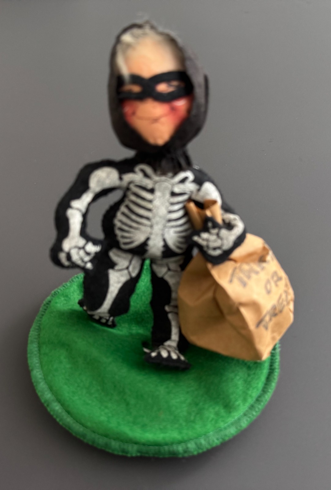Vintage 1987 Annalee Skeleton 7” Trick Or Treat Doll Vintage 1987 Annalee Skeleton 7” Trick Or Treat Doll