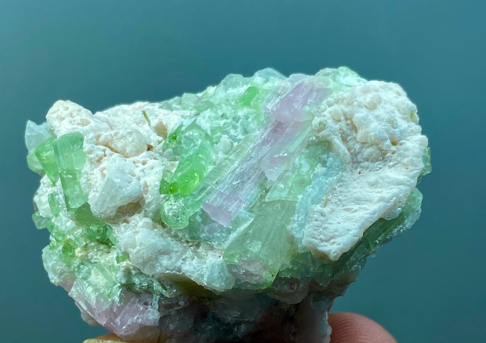 313 carats natural Rare pink and green tourmaline Crystals specimen Afghanistan 313 carats natural Rare pink and green tourmaline Crystals specimen Afghanistan