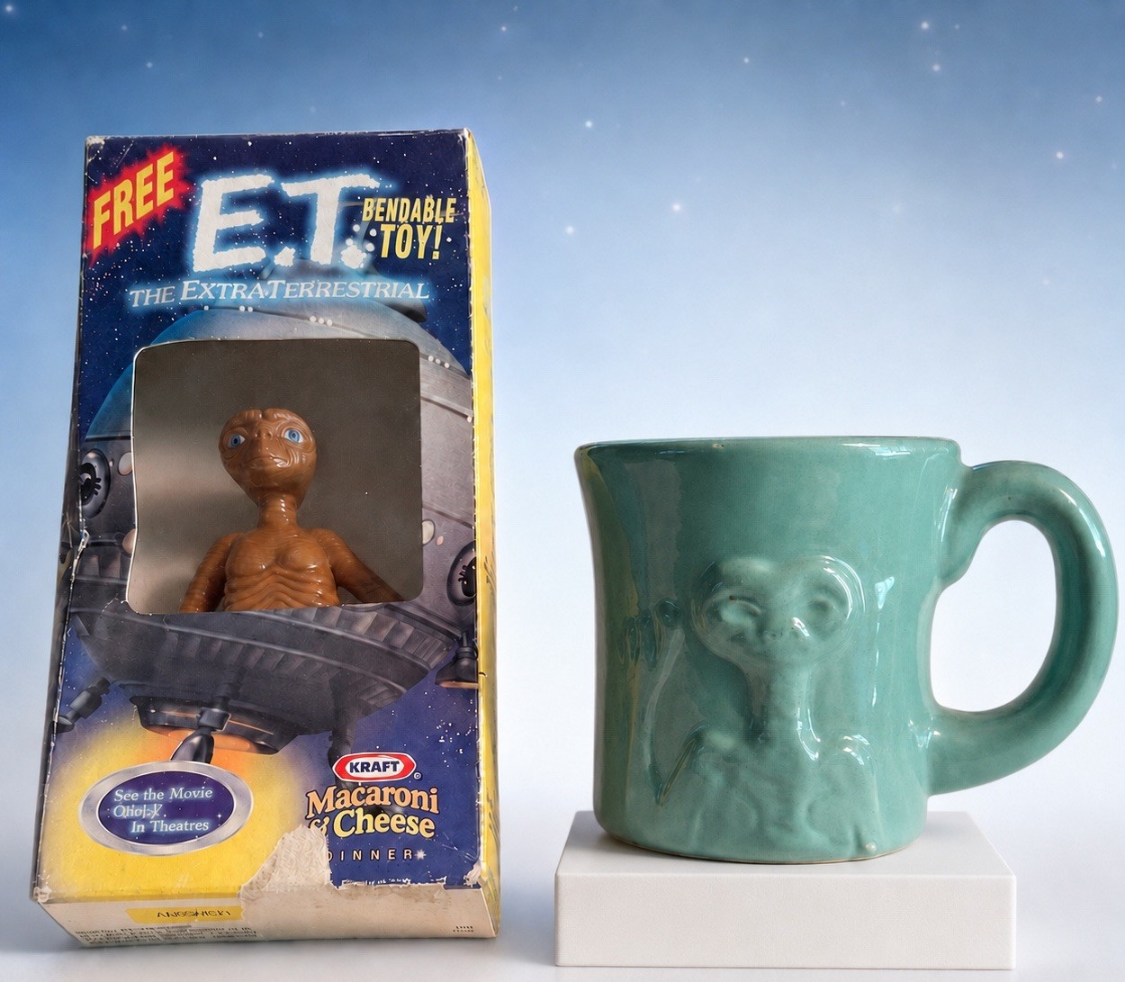 1982 E.T. Bendable Figure Kraft Box w/ E.T. Mug Set Rare✨✨