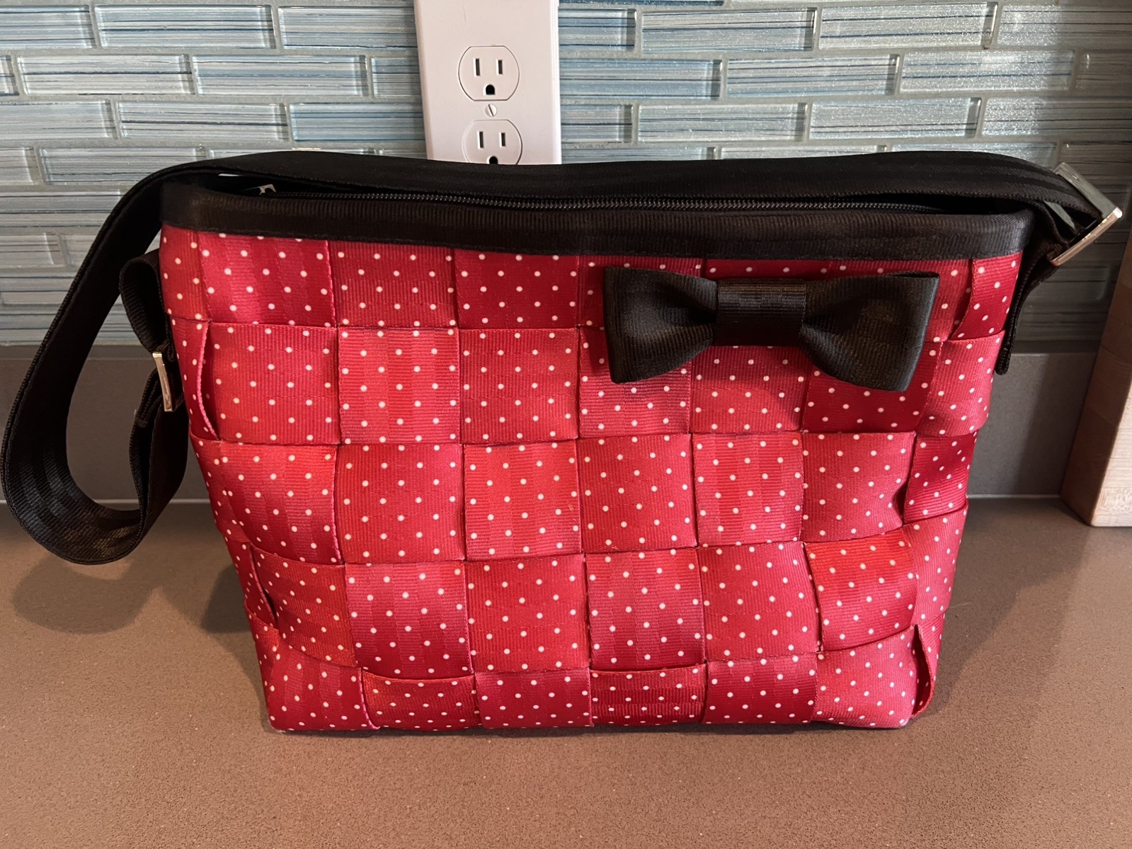 Harveys Seatbelt Bag Disney Minnie Dot Convertible Tote purchased from Harveys Seatbelt Bag Disney Minnie Dot Convertible Tote purchased from