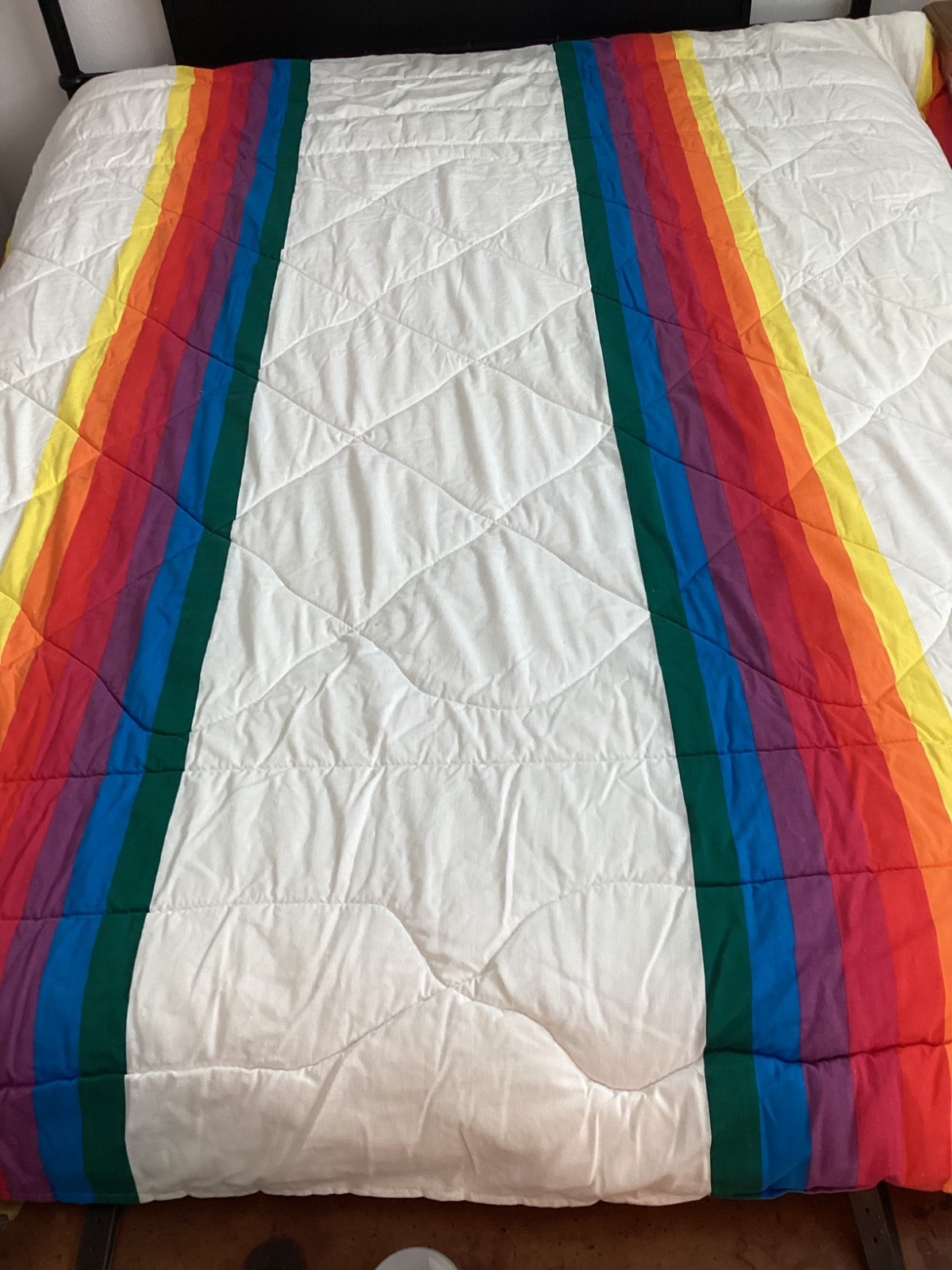 Vintage 1970s Wamsutta FULL/QUEEN Tomorrows Rainbow Comforter HTF Vintage 1970s Wamsutta FULL/QUEEN Tomorrows Rainbow Comforter HTF