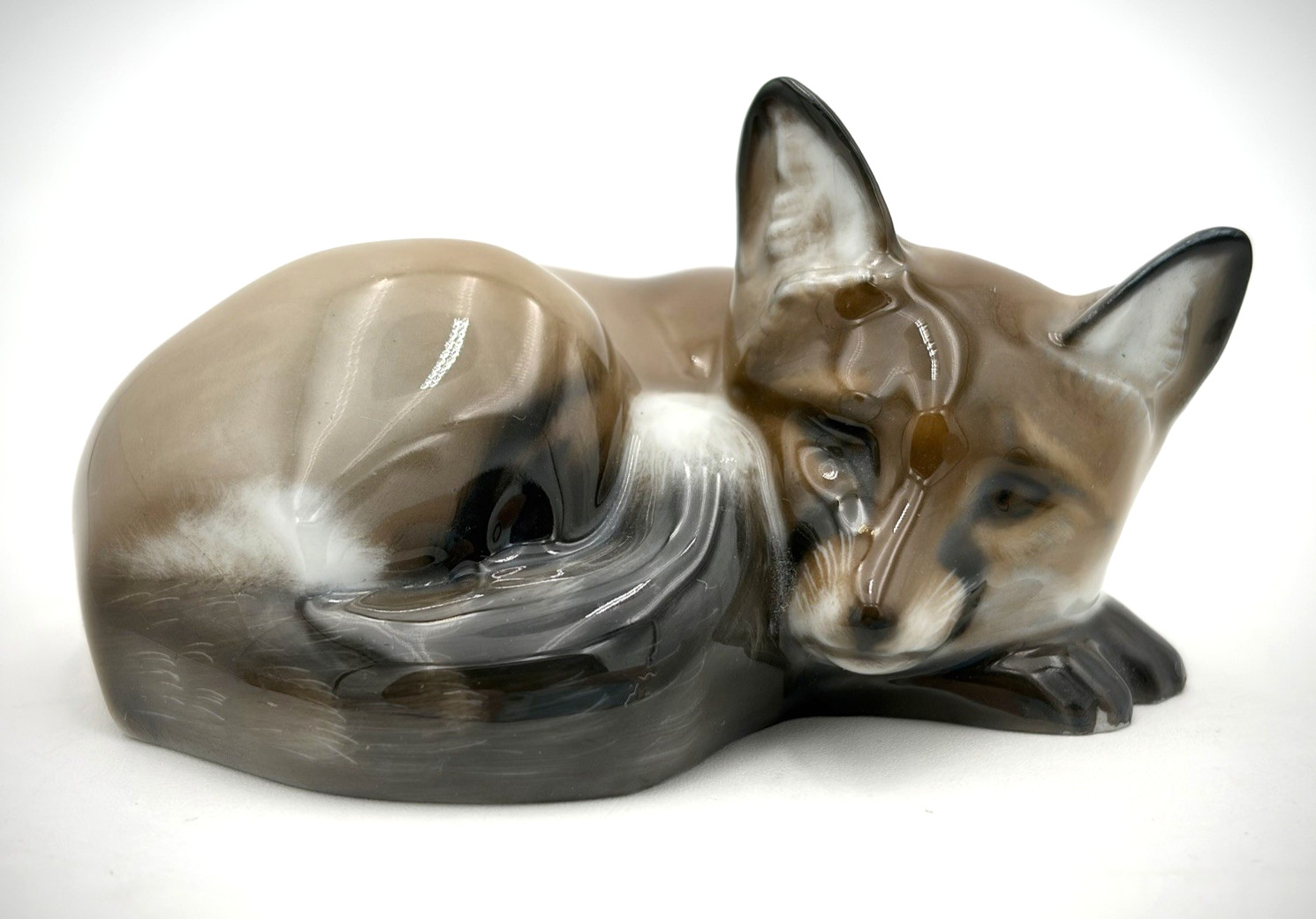 VTG Rosenthal Fox Porcelain Figurine Signed A. Sinko / Numbered 1542: As Is VTG Rosenthal Fox Porcelain Figurine Signed A. Sinko / Numbered 1542: As Is