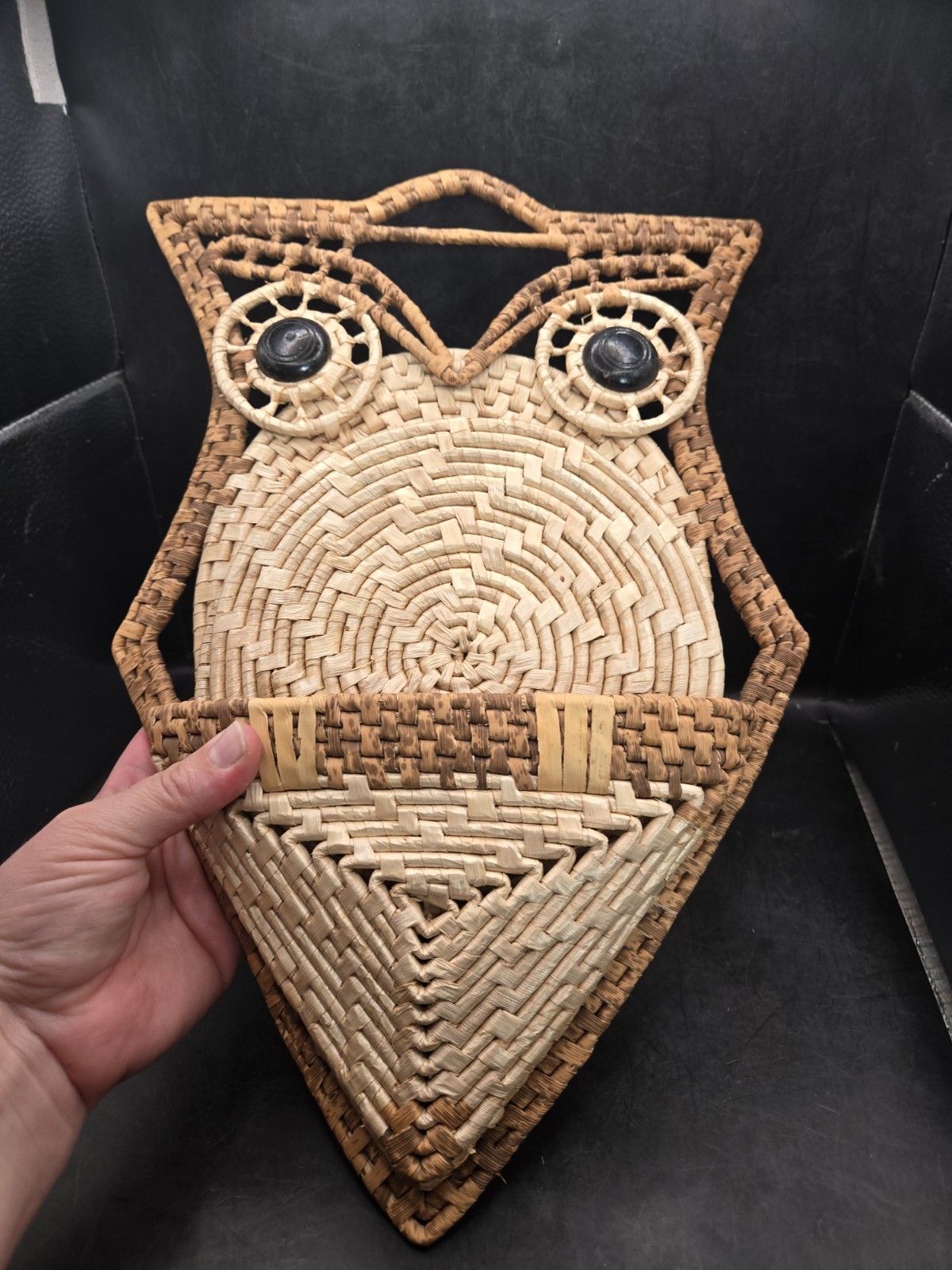 Vtg MCM Woven Rattan Owl Wall Hanging Trivet Holder w 3 Trivets Boho 16 Vtg MCM Woven Rattan Owl Wall Hanging Trivet Holder w 3 Trivets Boho 16