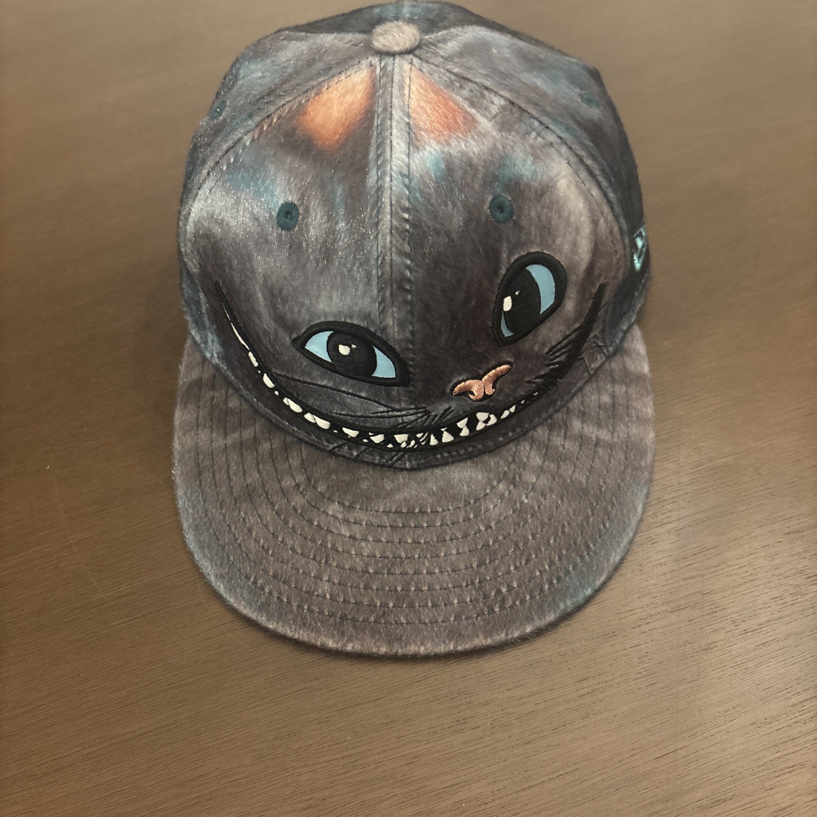 New Era Disney Hat Alice Through The Looking GLASS HAT EXTREMELY RARE Size 7 New Era Disney Hat Alice Through The Looking GLASS HAT EXTREMELY RARE Size 7