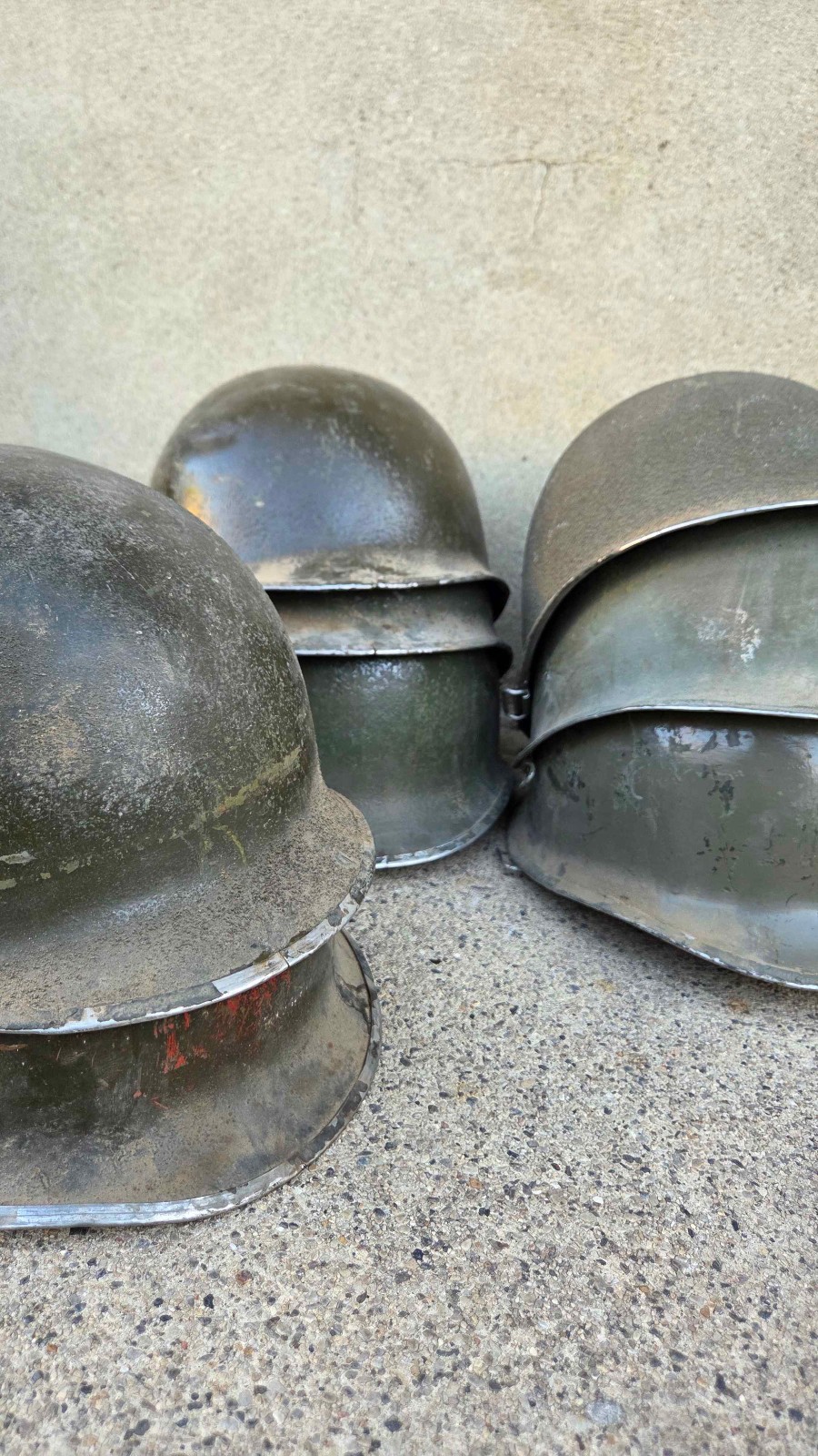 WW2 M1 Front Seam Helmet (Random) WW2 M1 Front Seam Helmet (Random)