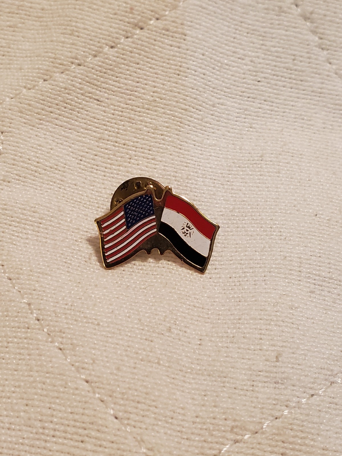 Historic Republic of Egypt (1972-1984) / USA Dual Flag Lapel / Hat Pin