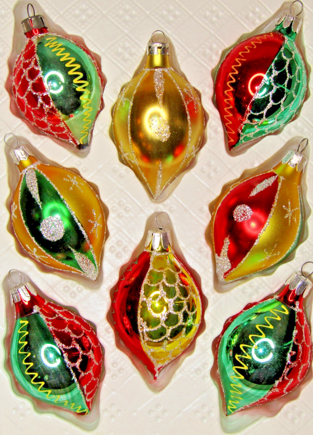 Lot Modern VTG Glass Mesh Pictured Glittered DROP Christmas Ornaments Romania