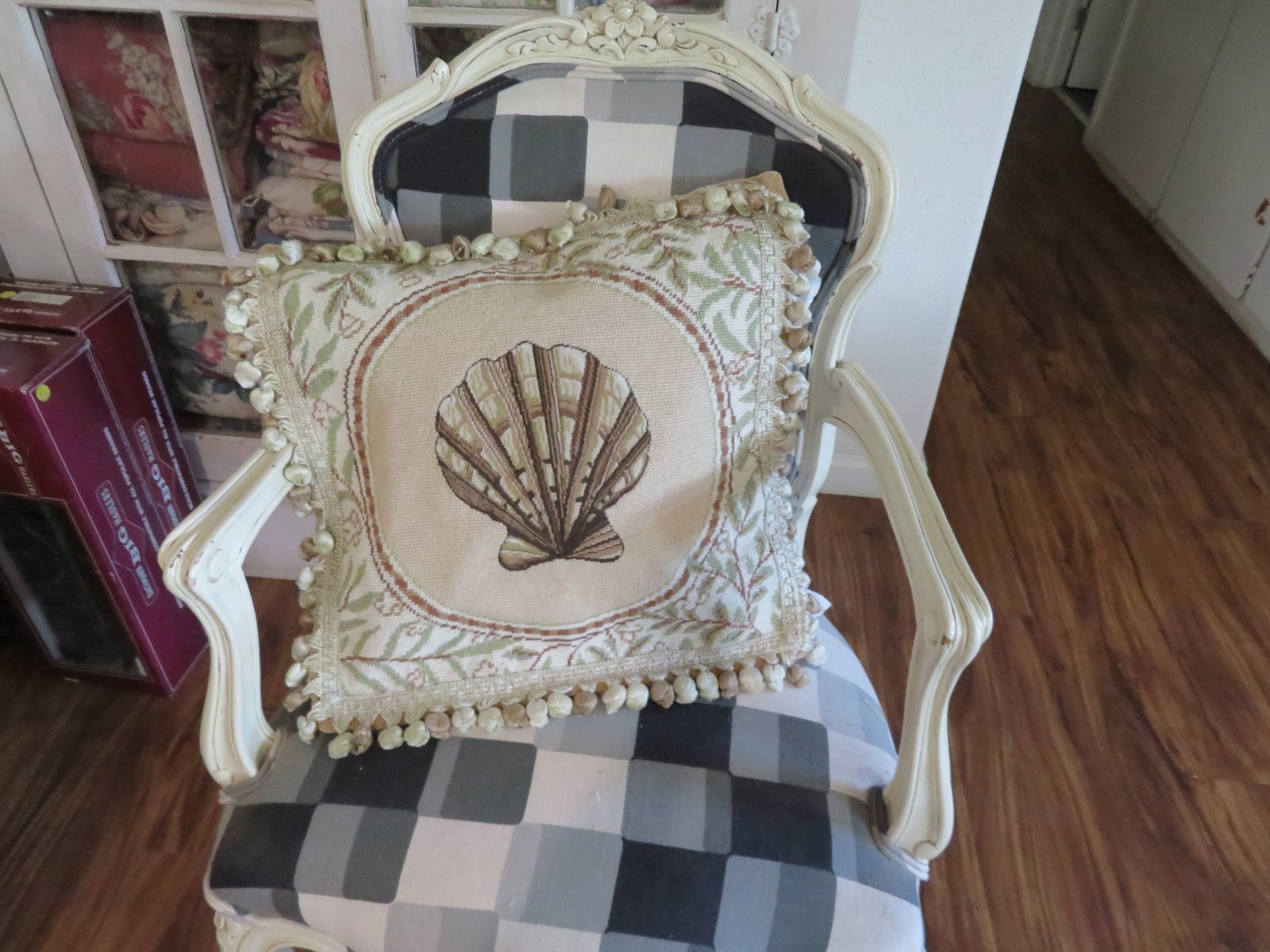 Gorgeous Petit point Victorian Aubusson Shell Nautical Needlepoint Pillow #1 Gorgeous Petit point Victorian Aubusson Shell Nautical Needlepoint Pillow #1