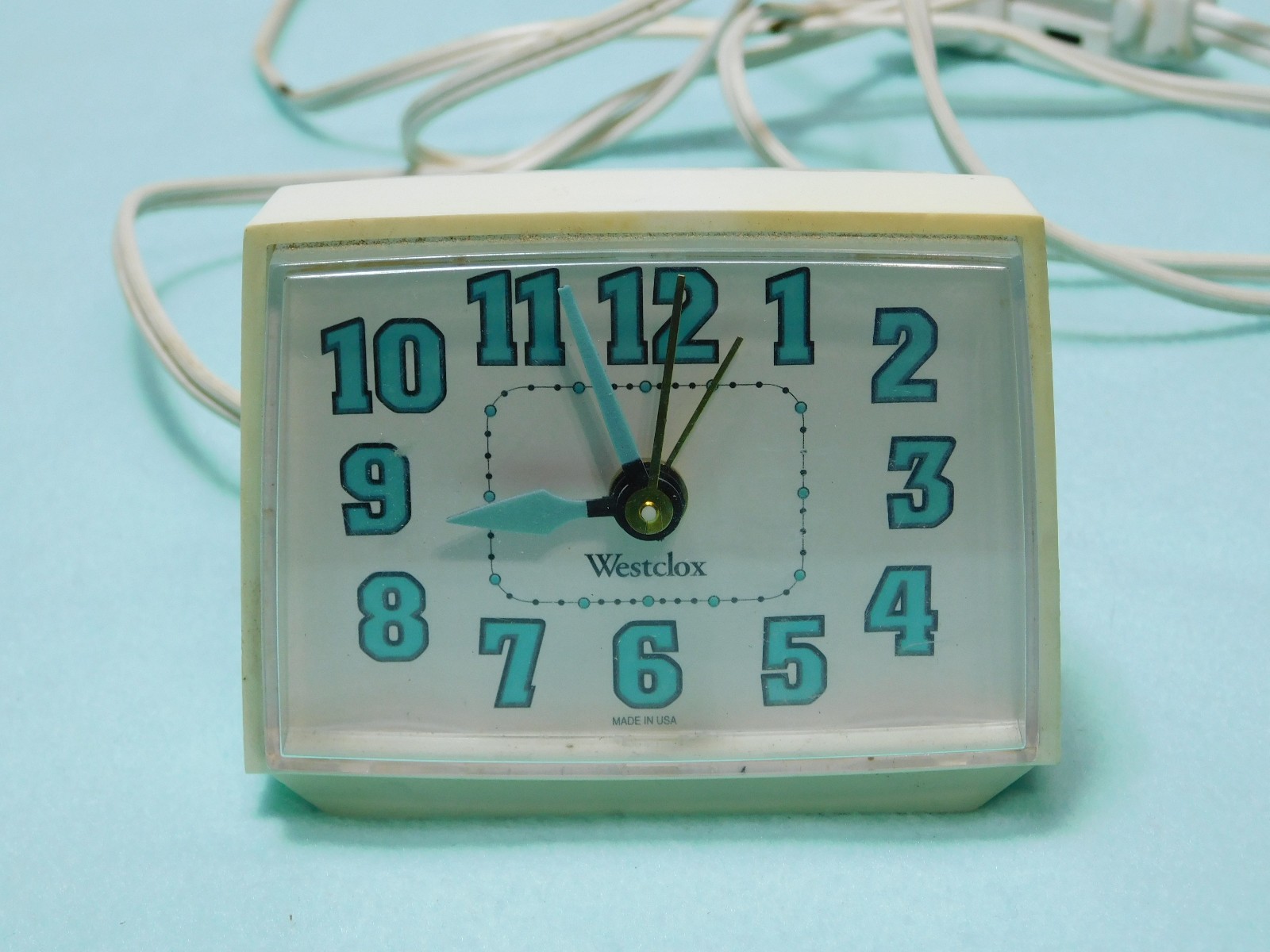 Vintage Westclox E54/55 Lighted Dial Plug In Plastic Alarm Clock. Works Well