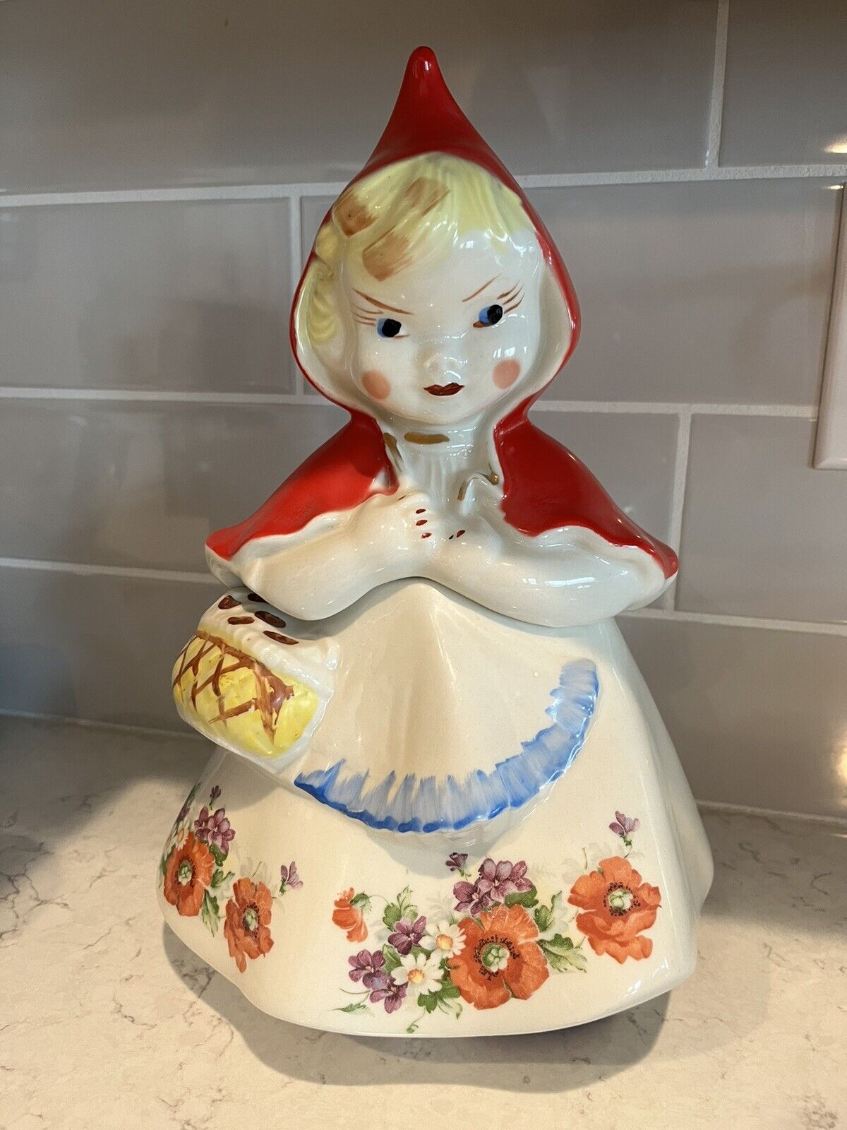 Vintage 1940’s Hull Pottery Little Red Riding Hood Cookie Jar #135889