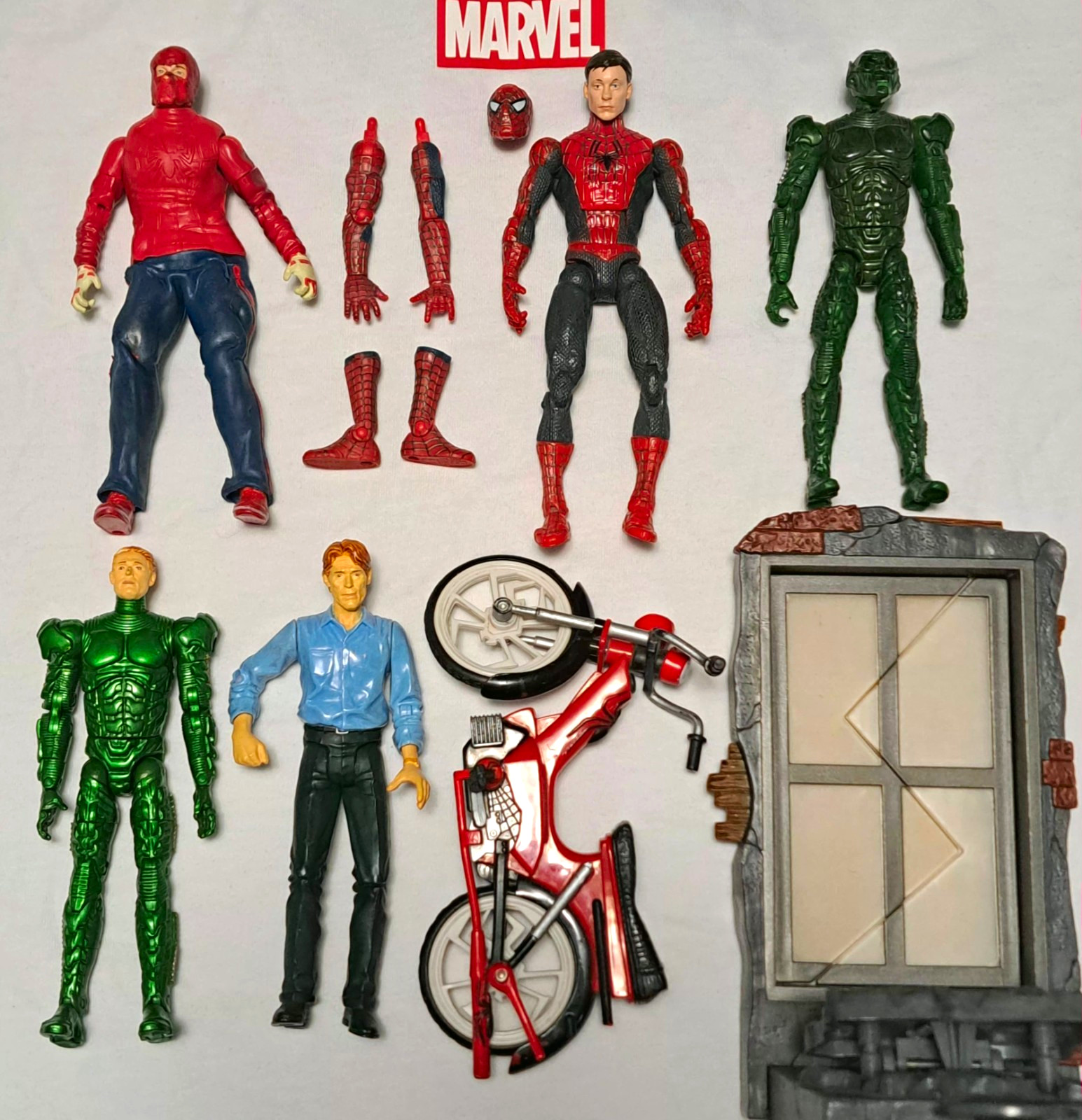 Toy Biz Spiderman Scooter, Green Goblin Battle Damage, Spiderman Wrestler Lot Toy Biz Spiderman Scooter, Green Goblin Battle Damage, Spiderman Wrestler Lot