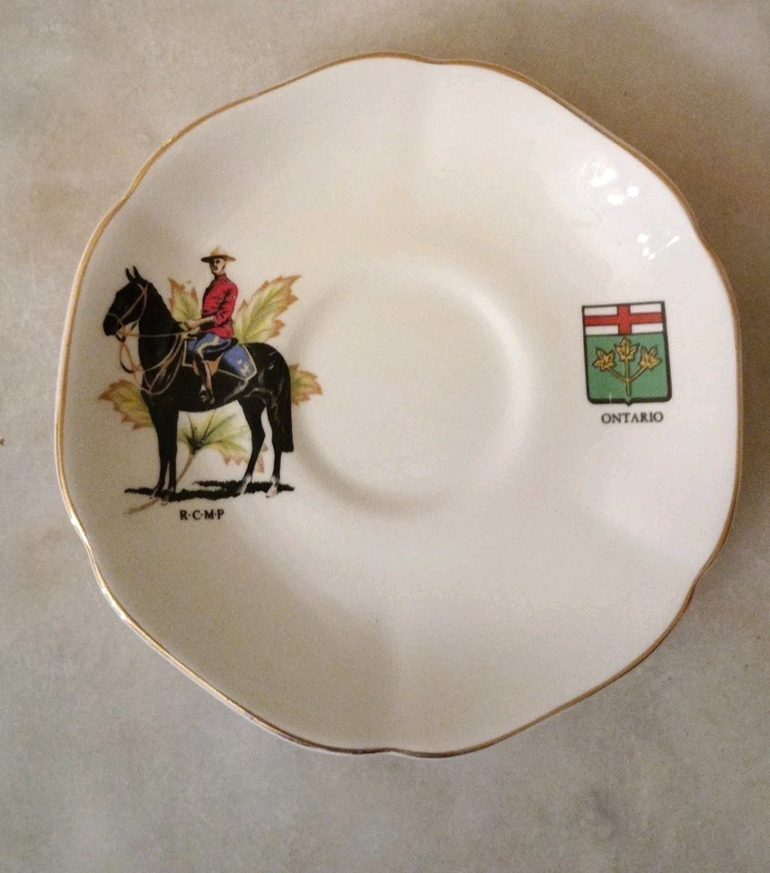 Vtg Royal Grafton Fine Bone China Gold Gilt SAUCER ONLY RCMP Ontario Replacement Vtg Royal Grafton Fine Bone China Gold Gilt SAUCER ONLY RCMP Ontario Replacement