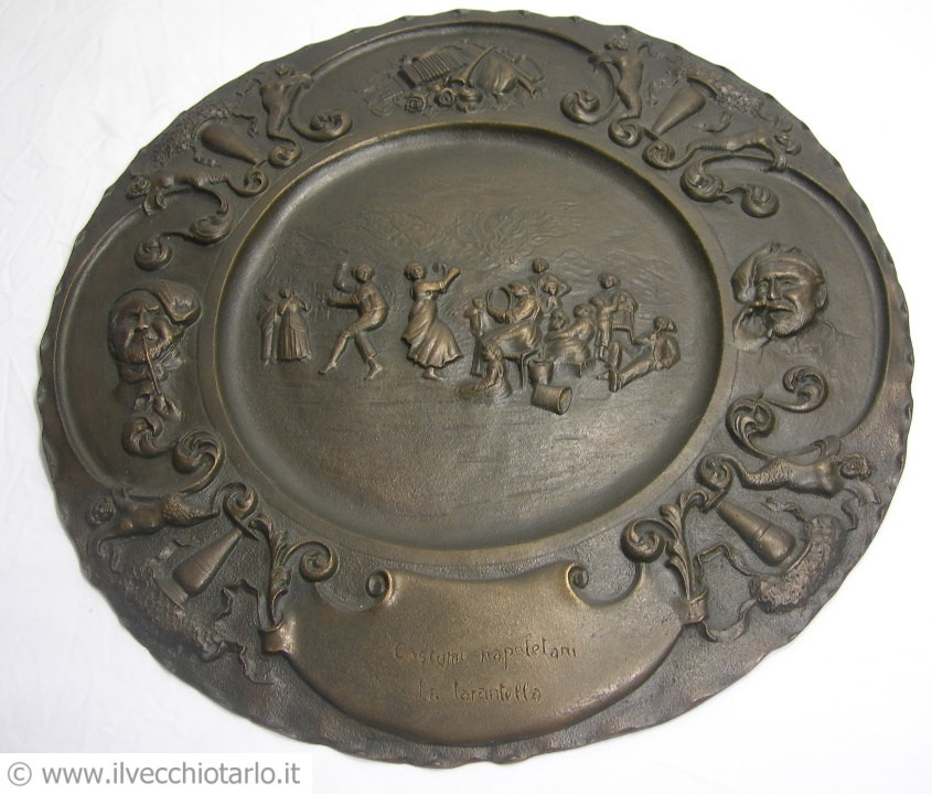 Fabolous sculpture cast bronze plate 19th century Naples Napoli dance tarantella Fabolous sculpture cast bronze plate 19th century Naples Napoli dance tarantella