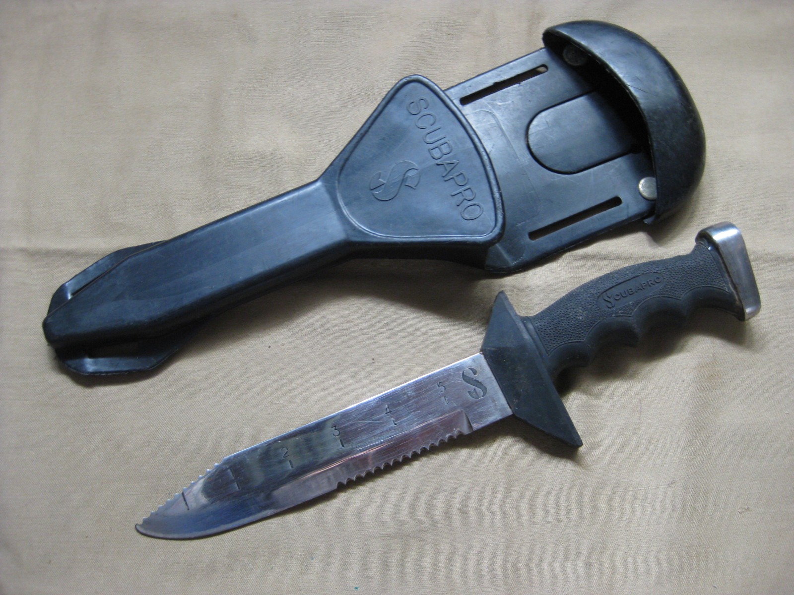 VINTAGE SCUBAPRO STAINLESS STEEL JAPAN DIVE KNIFE DIVING SCUBA KNIFE WITH SHEATH VINTAGE SCUBAPRO STAINLESS STEEL JAPAN DIVE KNIFE DIVING SCUBA KNIFE WITH SHEATH