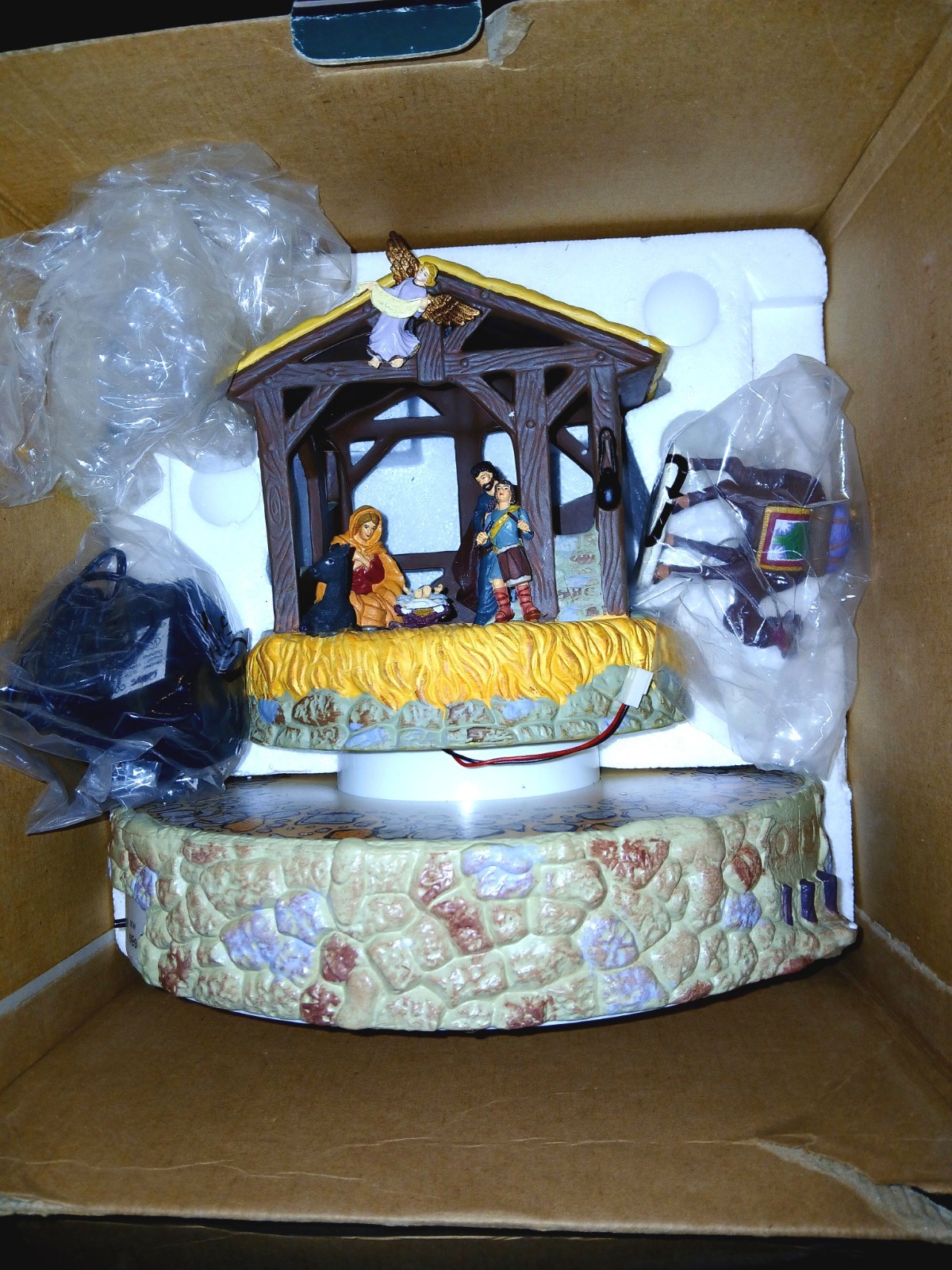 Vintage MR CHRISTMAS AWAY IN THE MANGER ANIMATED MUSICAL NATIVITY SCENE Vintage MR CHRISTMAS AWAY IN THE MANGER ANIMATED MUSICAL NATIVITY SCENE