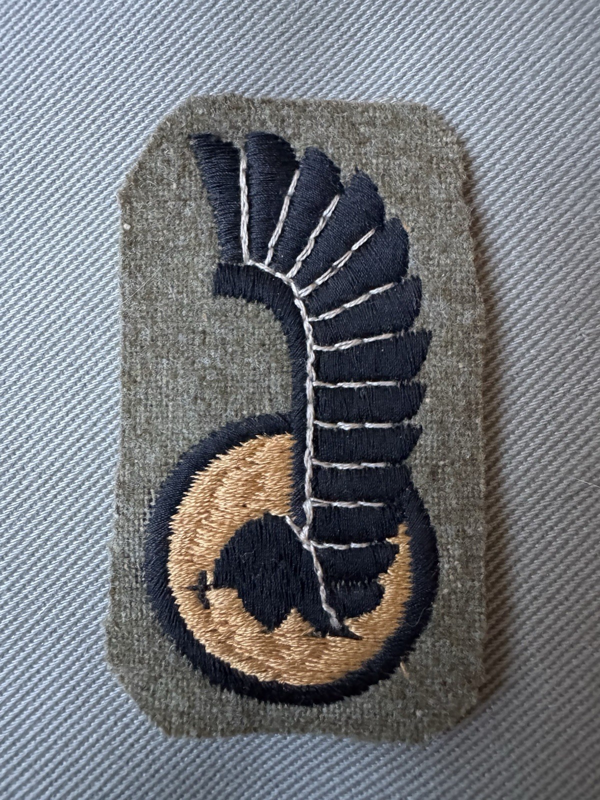 Original WW2 Polish 1st Armoured Division Cloth Patch - Organized in Scotland Original WW2 Polish 1st Armoured Division Cloth Patch - Organized in Scotland