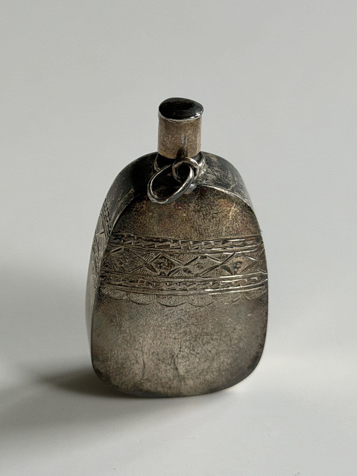 Vintage 925 Silver Mayan Aztec Mexico Snuff Perfume Bottle 1.75” Vintage 925 Silver Mayan Aztec Mexico Snuff Perfume Bottle 1.75”