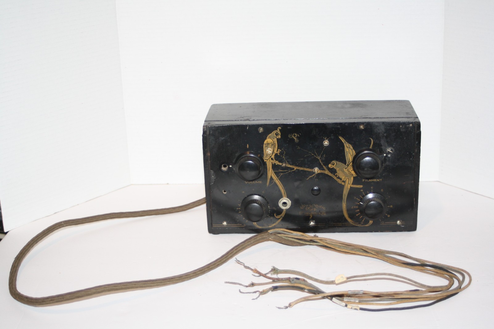 vintage Polle Royal tube radio w/ Gold Birds on Limbs for parts or restore vintage Polle Royal tube radio w/ Gold Birds on Limbs for parts or restore