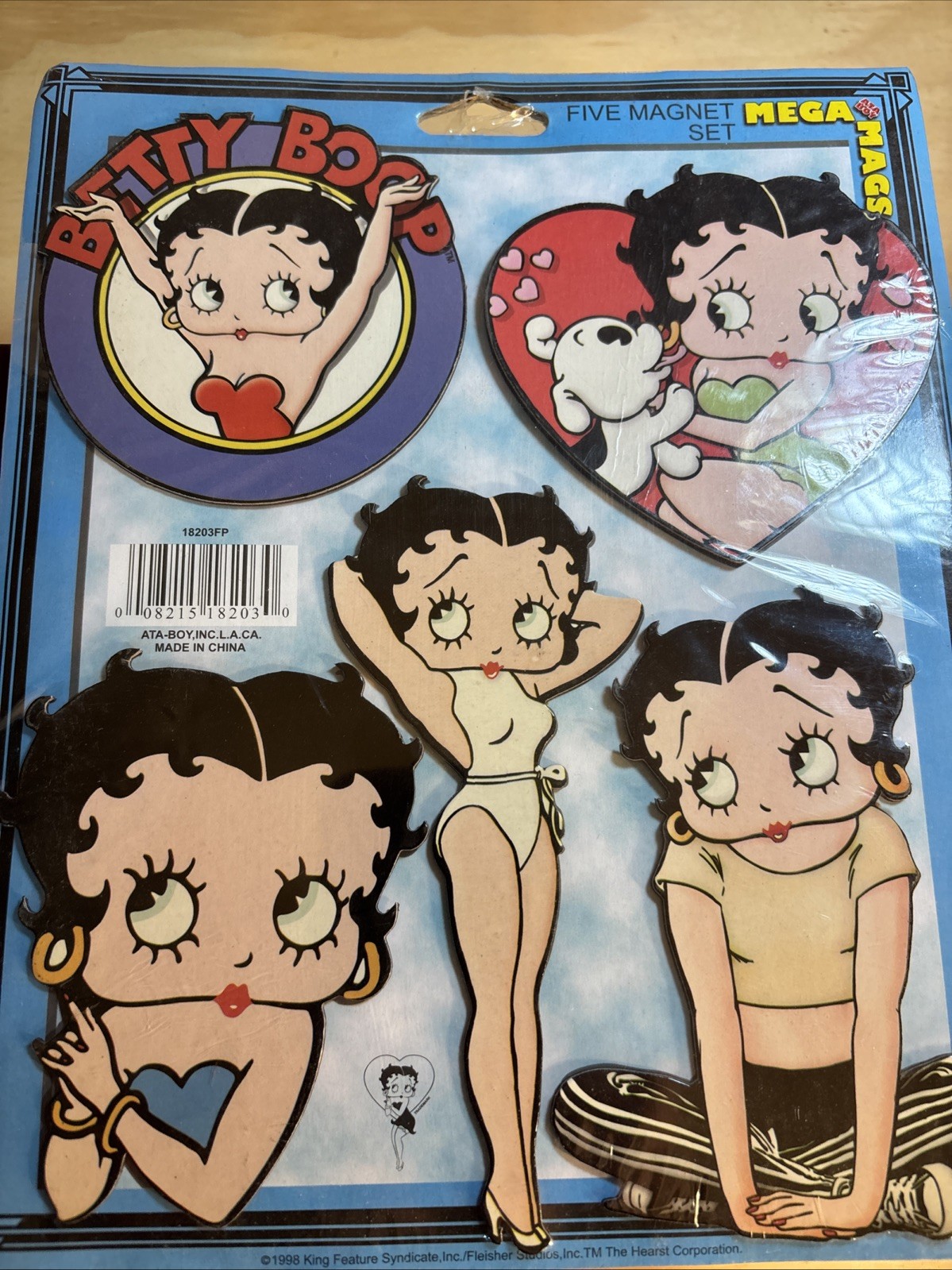 NEW 1998 Betty Boop Mega Mags Refrigerator Magnet Set of 5 New In Package NEW 1998 Betty Boop Mega Mags Refrigerator Magnet Set of 5 New In Package