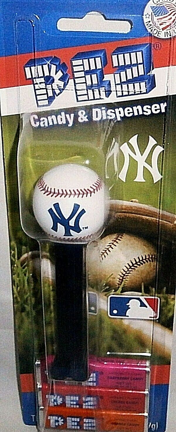 MLB New York Yankees Pez Dispenser Year Introduced 2009 INTERLOCKING NY [Carded]