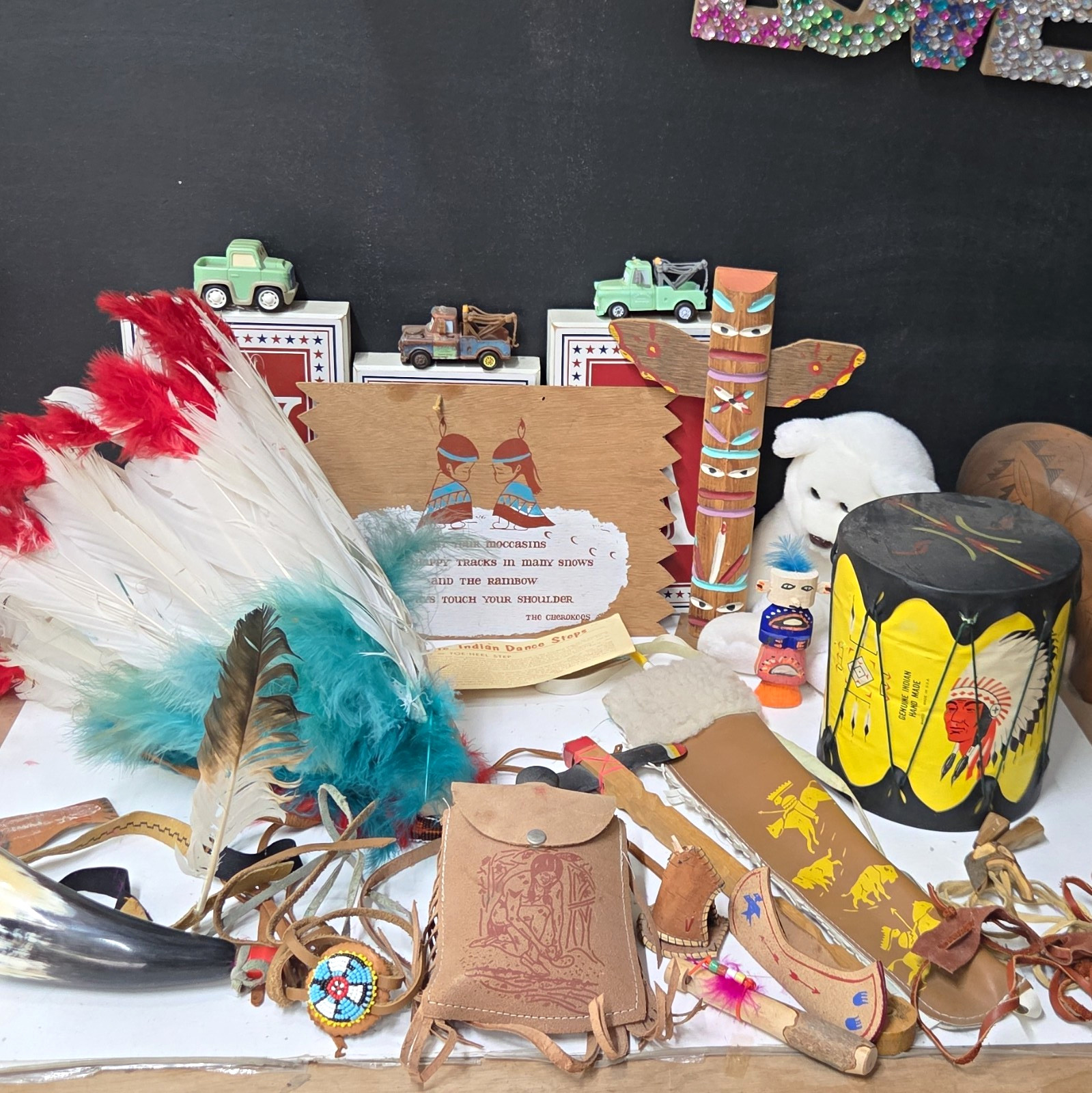 Cherokee Native American Mixed Lot: Plaque & Handmade Drum & headdress Cherokee Native American Mixed Lot: Plaque & Handmade Drum & headdress