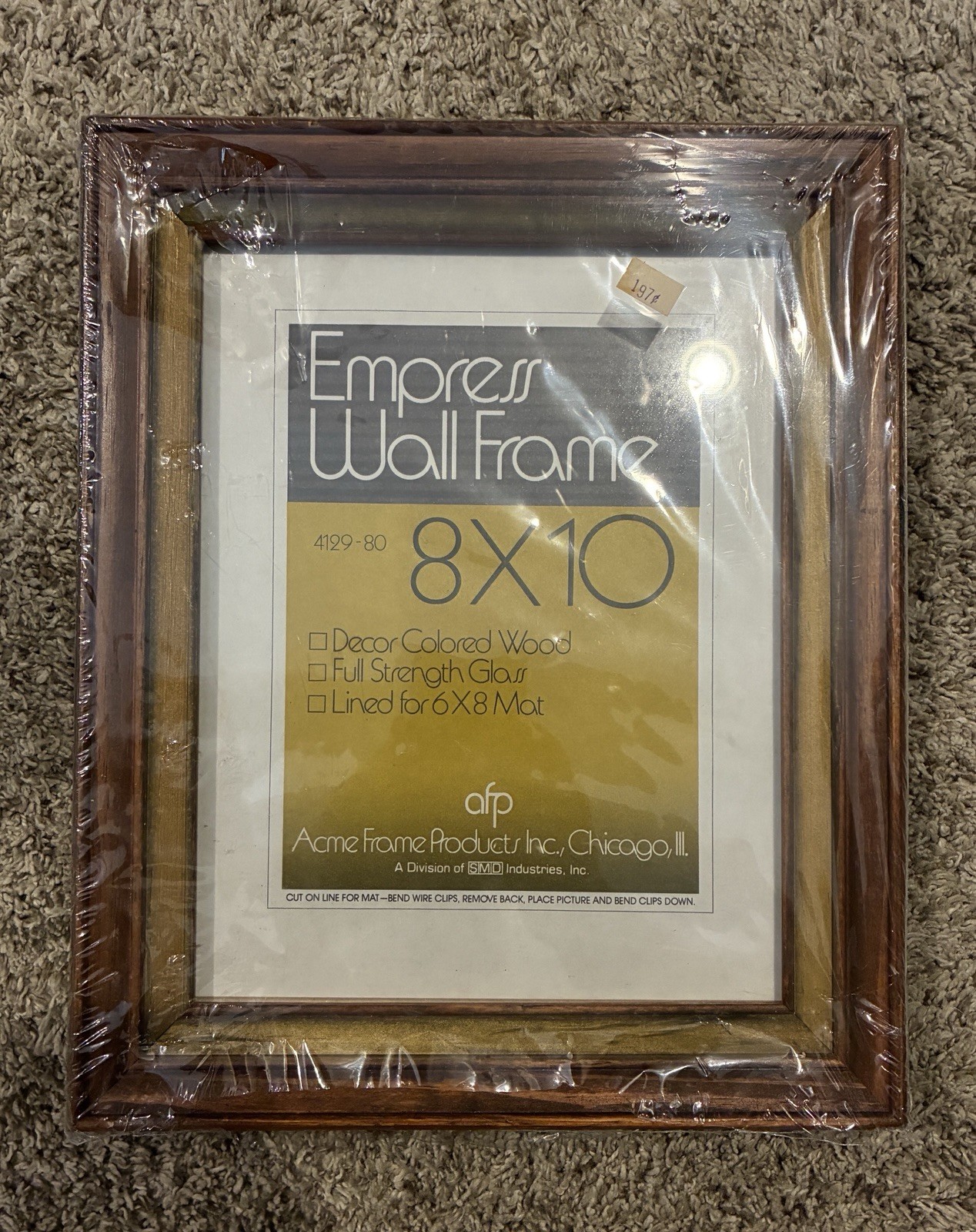 Vintage 8 x 10 Wooden Empress Wall Frame from Acme Frame Products..NOS Vintage 8 x 10 Wooden Empress Wall Frame from Acme Frame Products..NOS