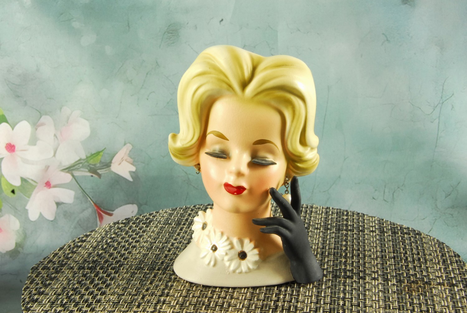 Vintage~NAPCO C6428 Lady Head Vase 50’s Japan Blonde Gray Dress Earrings Vintage~NAPCO C6428 Lady Head Vase 50’s Japan Blonde Gray Dress Earrings
