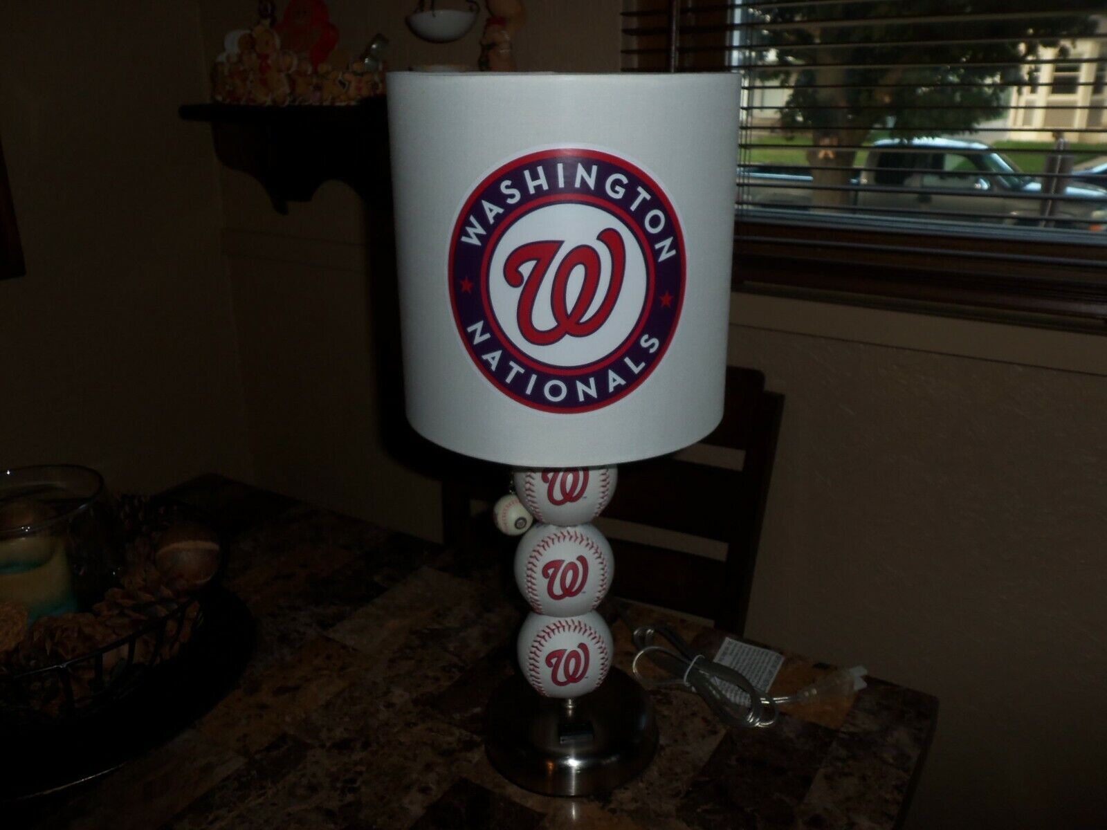 WASHINGTON NATIONALS BASEBALL TABLE LAMP (HANDCRAFTED)
