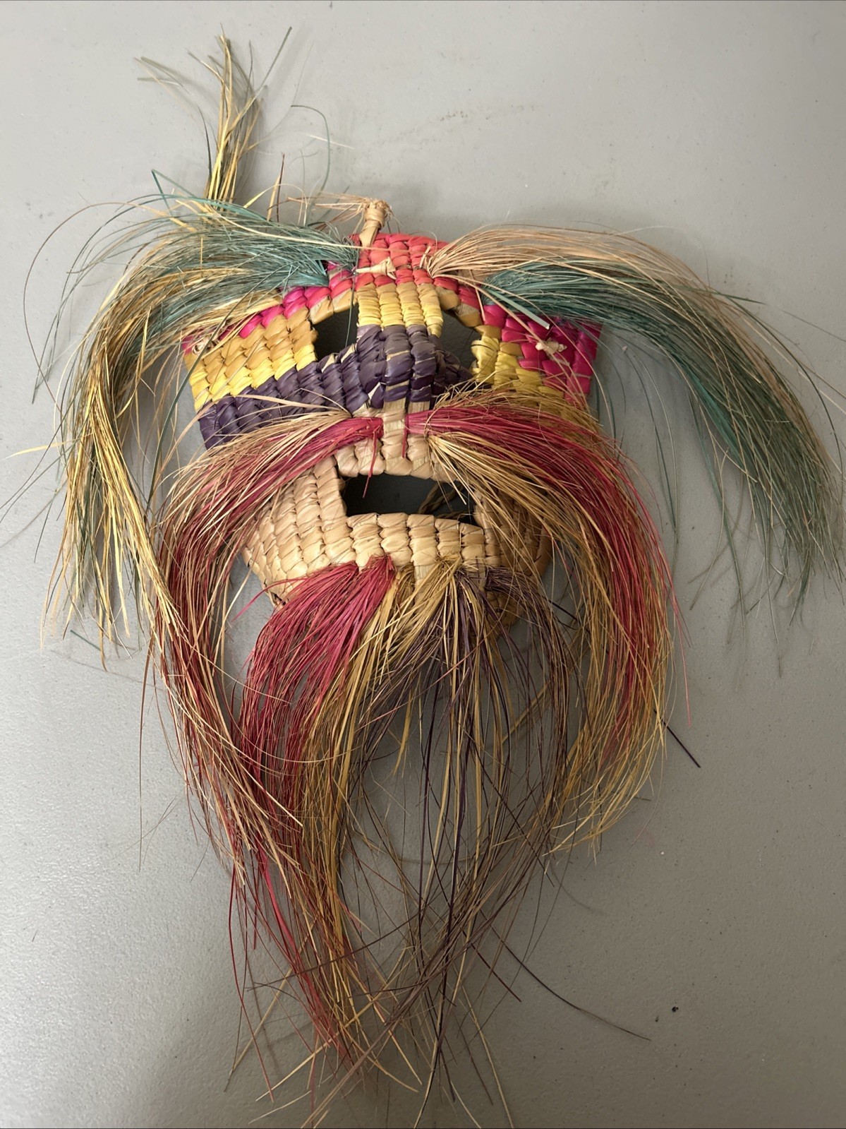 Vintage Mexican Ethnic Tribal Handwoven Straw Wicker Mask Folk Wall Art Vintage Mexican Ethnic Tribal Handwoven Straw Wicker Mask Folk Wall Art