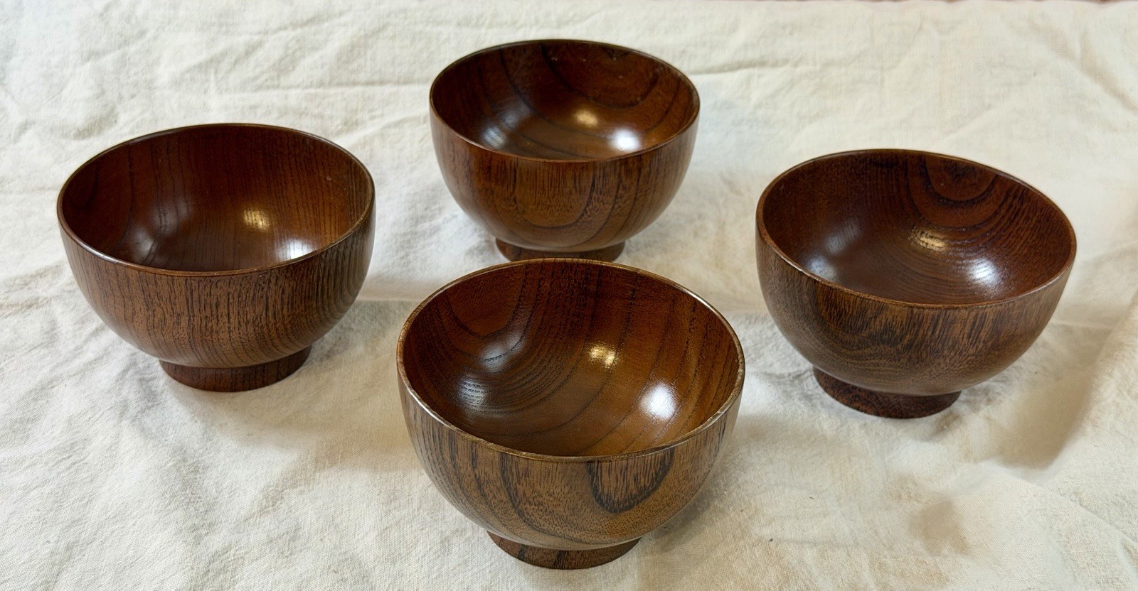 Vintage Mid-Century Modern Wooden Bowls Set Of 4 Vintage Mid-Century Modern Wooden Bowls Set Of 4