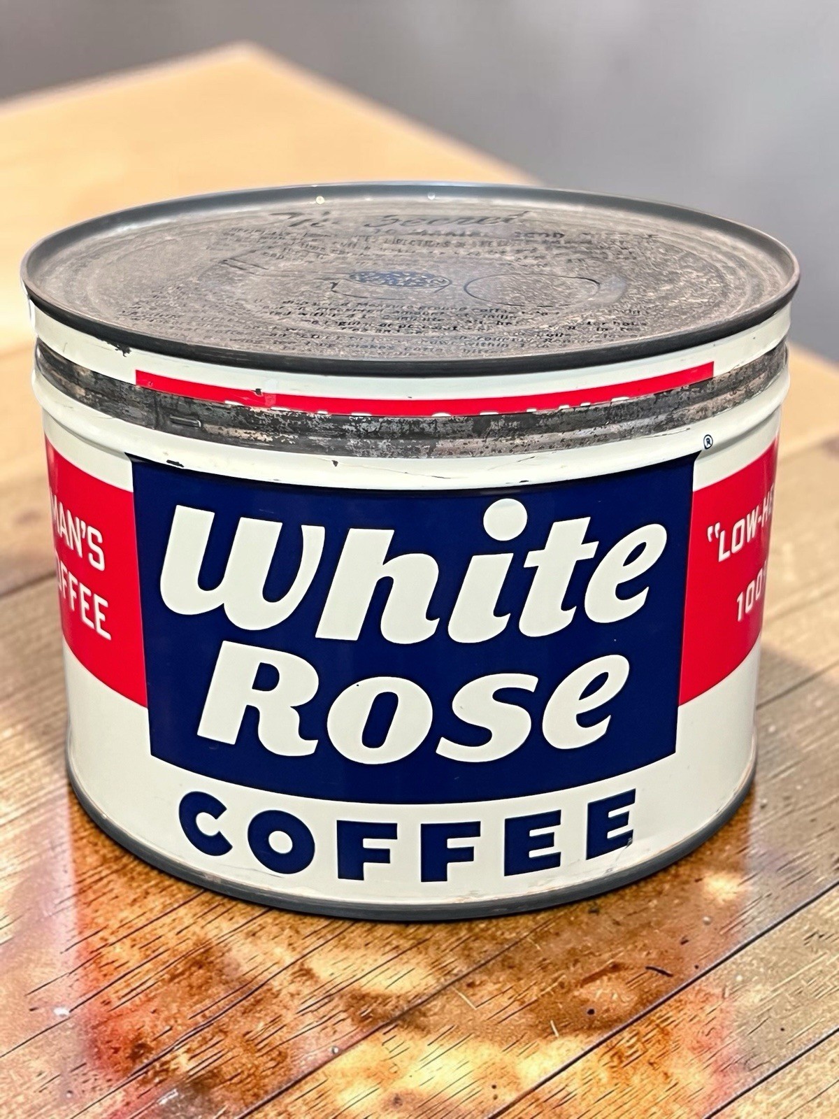 Vintage White Rose Coffee 1 Lb Tin Can Seeman Brothers NY Key Wind Patriotic