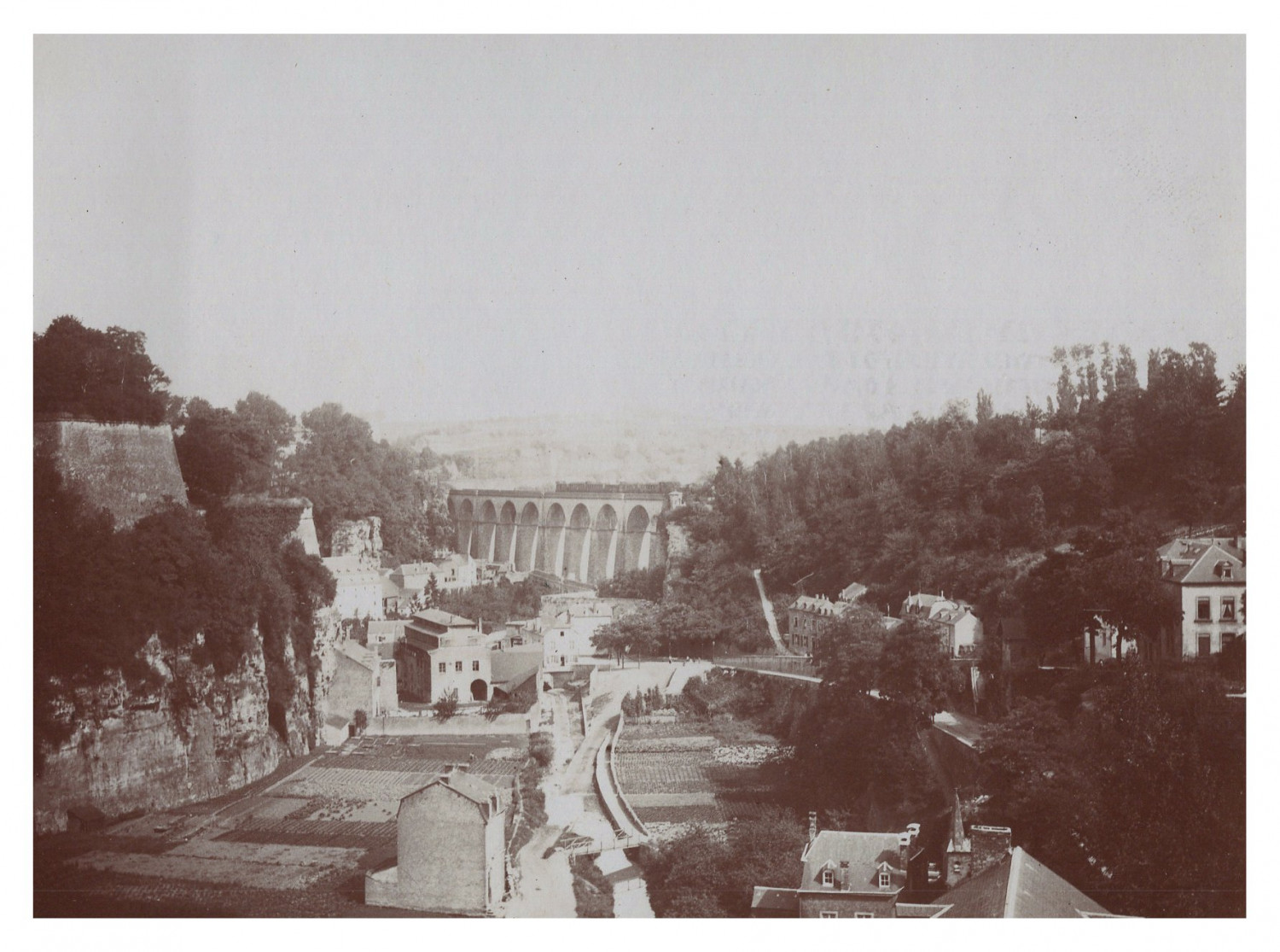 Luxembourg, La Passerelle, general view vintage print, print d'Ti era Luxembourg, La Passerelle, general view vintage print, print d'Ti era