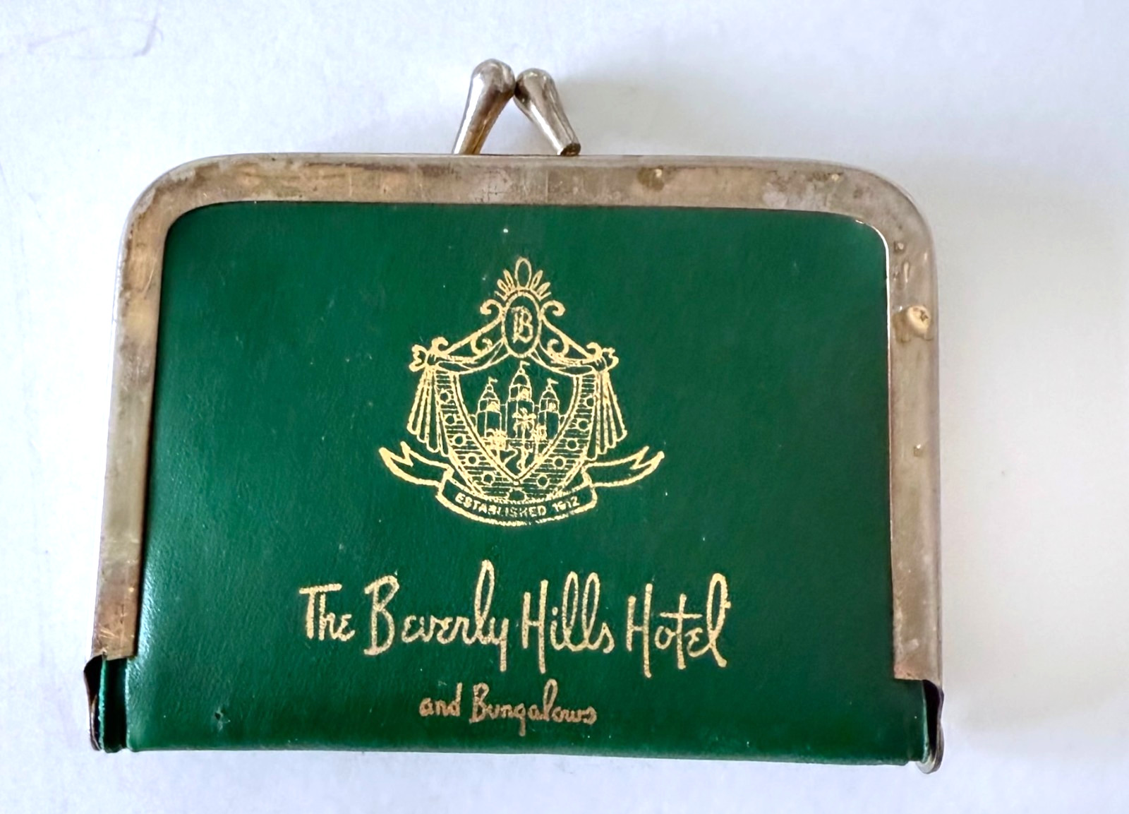 Vintage Beverly Hills Hotel And Bungalows Sewing Kit Green Leather Vintage Beverly Hills Hotel And Bungalows Sewing Kit Green Leather
