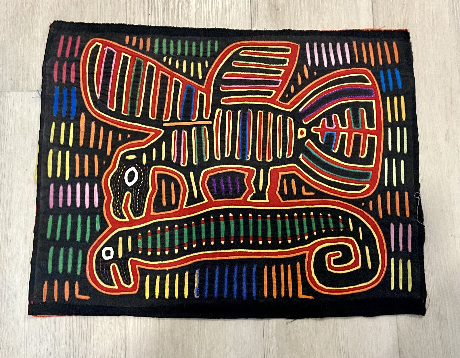 Vintage Guna Kuna Mola Panama Bird Animals Reverse Applique Folk Art Textile EUC Vintage Guna Kuna Mola Panama Bird Animals Reverse Applique Folk Art Textile EUC