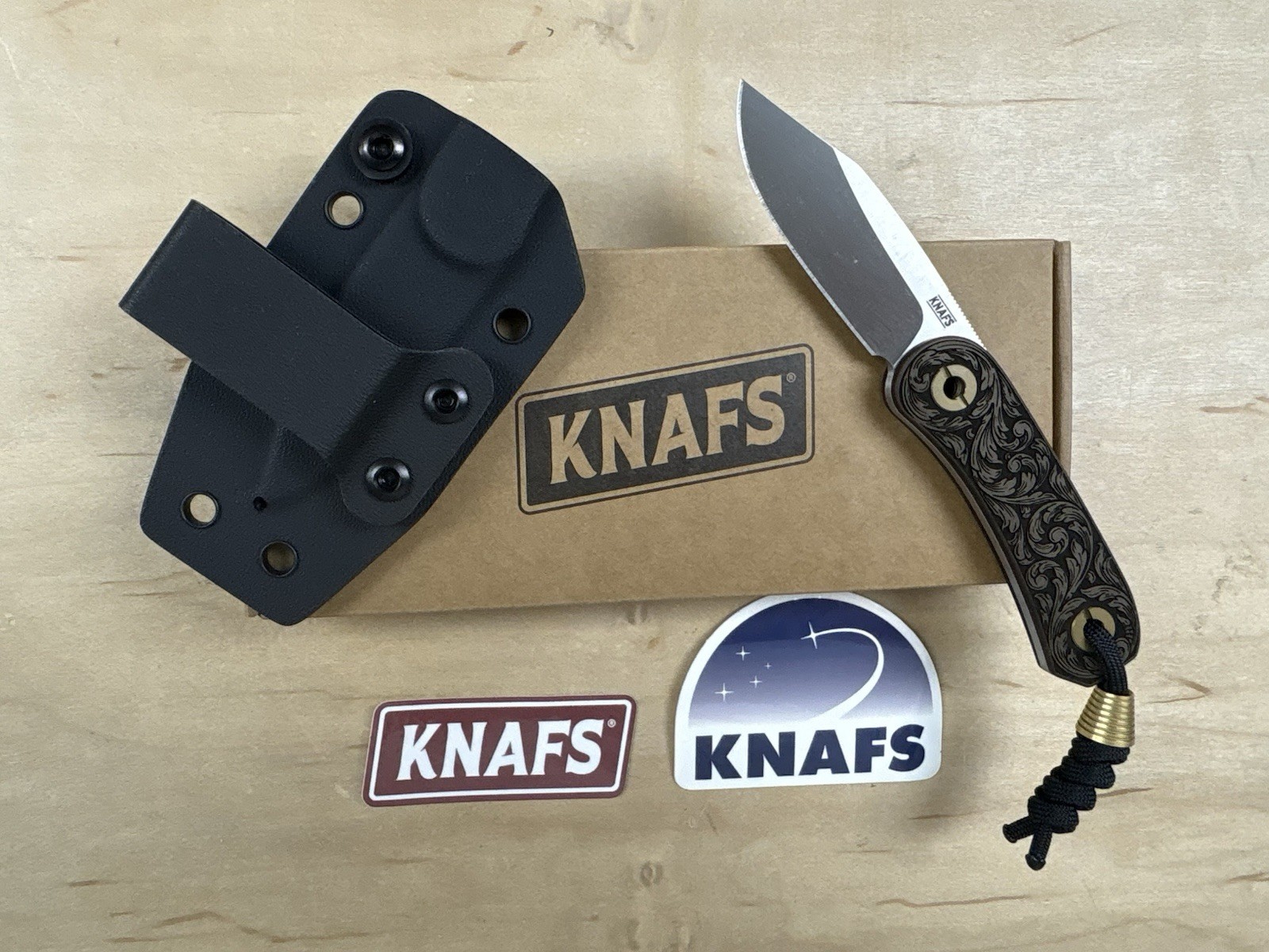 Knafs Limited Edition Lander 4 - Filigree Paper Micarta - Clip Point S35VN Knafs Limited Edition Lander 4 - Filigree Paper Micarta - Clip Point S35VN