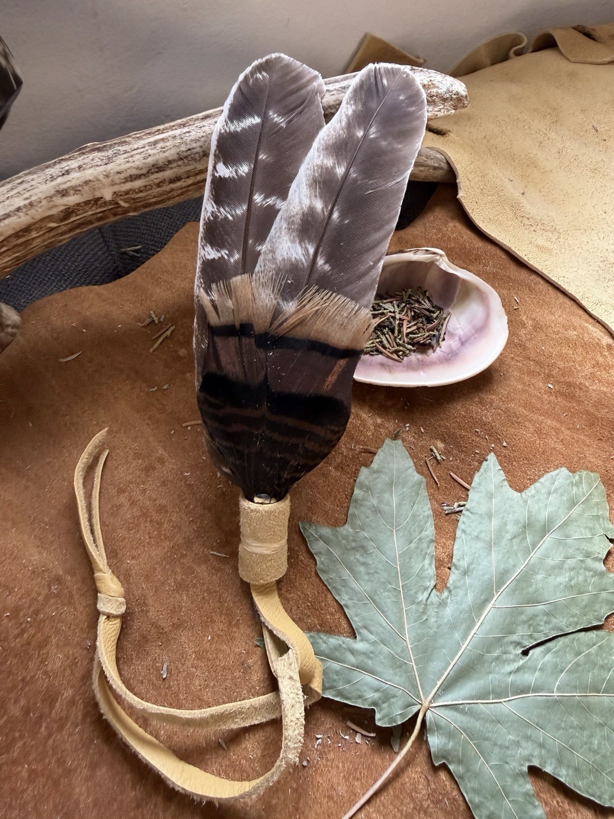 Native American wing feather hair tie regalia pow wow turkey feather hair tie Native American wing feather hair tie regalia pow wow turkey feather hair tie