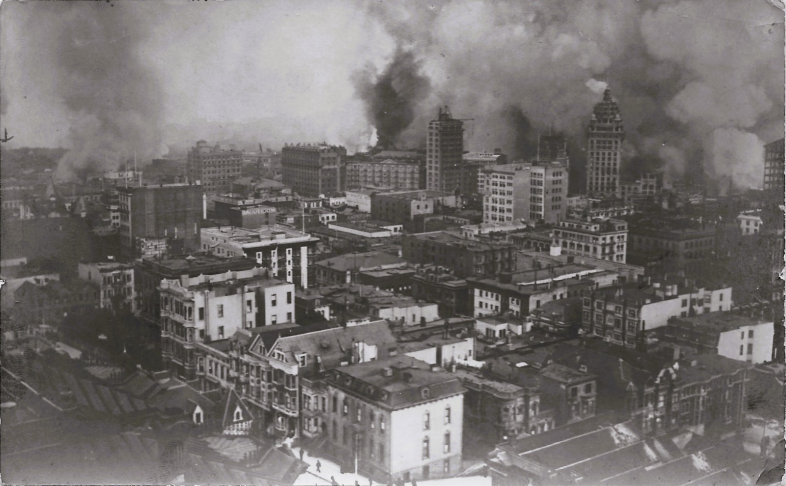 RPPC - SAN FRANCISCO EARTHQUAKE & FIRE - NICE DESCRIPTION of DISASTER on BACK RPPC - SAN FRANCISCO EARTHQUAKE & FIRE - NICE DESCRIPTION of DISASTER on BACK