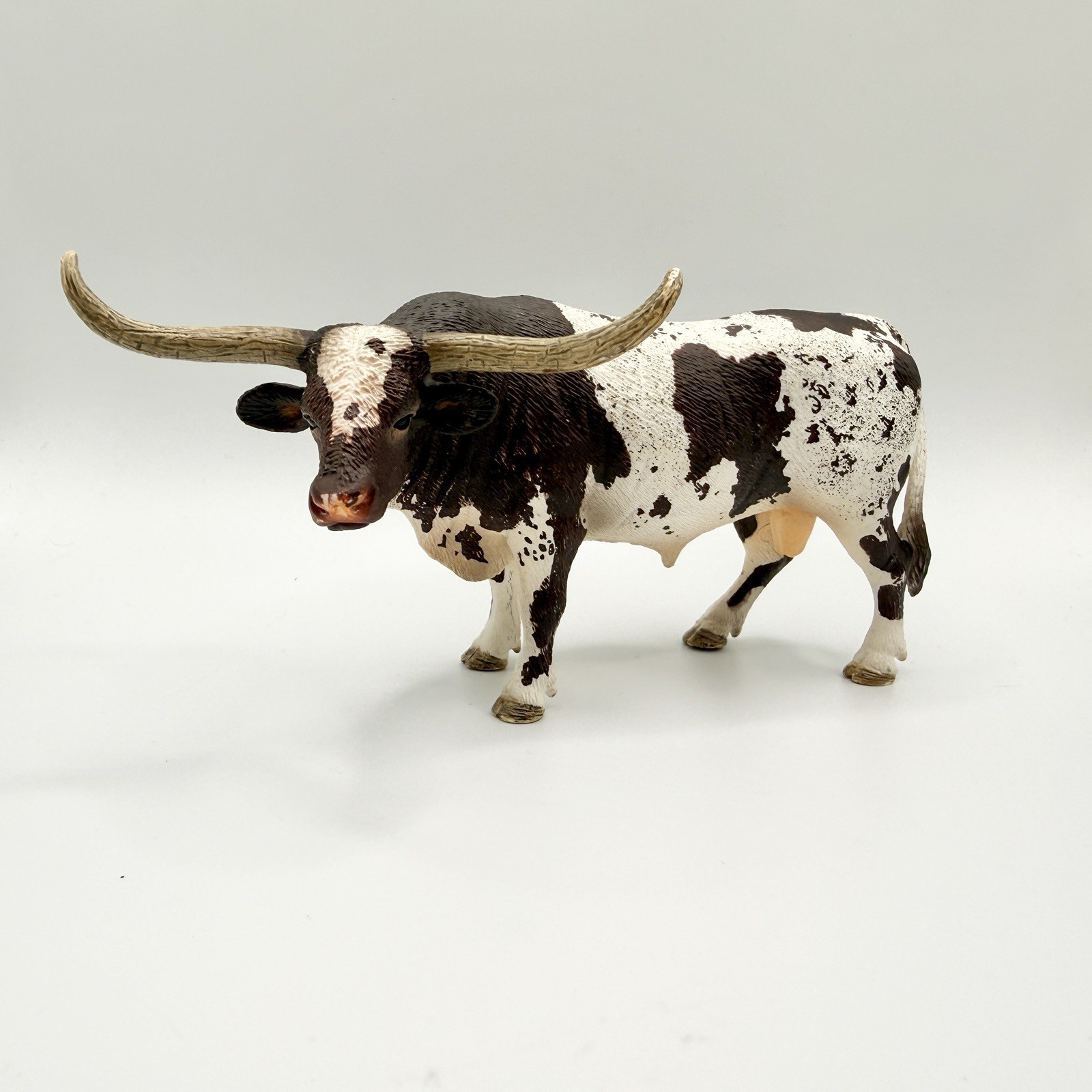 Schleich Texas Longhorn Bull Male Steer Figure Retired Toy Animal 2012 Farm Ox Schleich Texas Longhorn Bull Male Steer Figure Retired Toy Animal 2012 Farm Ox