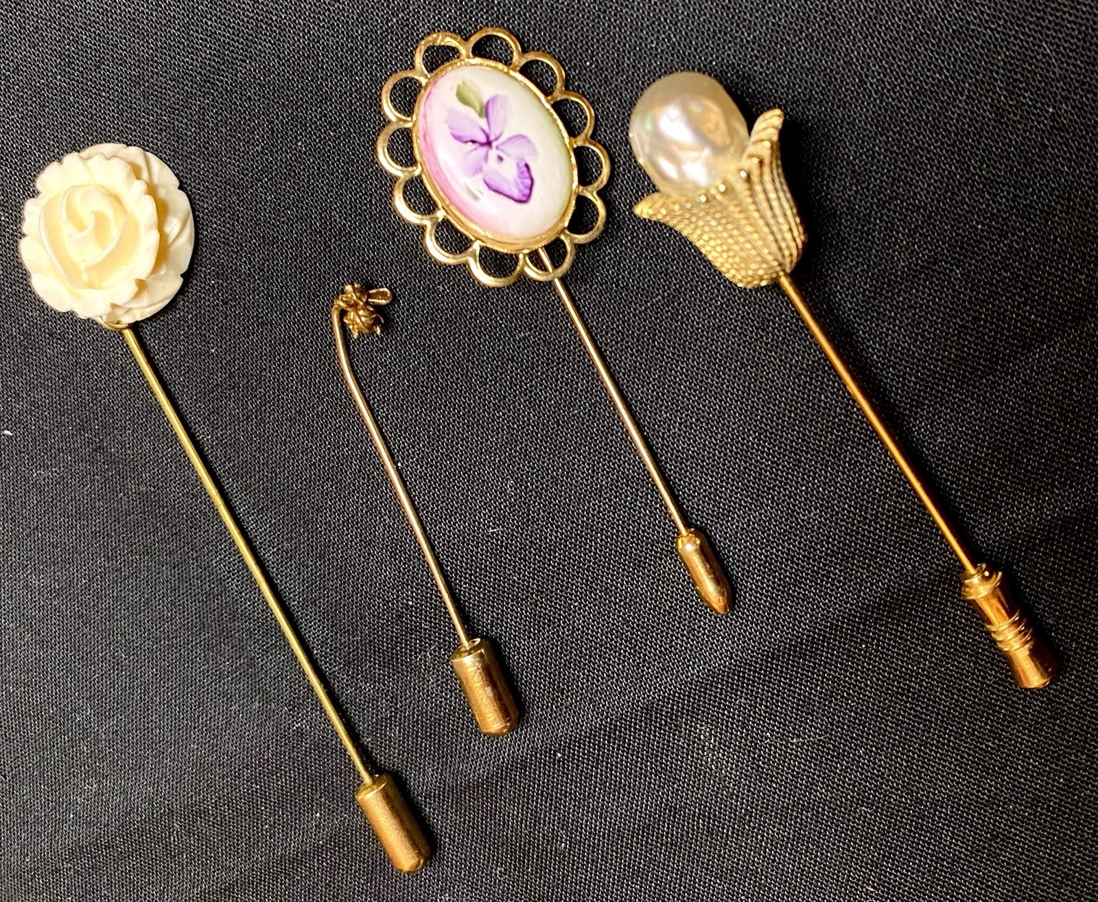 Estate Lot 4 Vintage Stick Pins Goldtone Lapel Hat Tie Jewelry Floral Portrait Estate Lot 4 Vintage Stick Pins Goldtone Lapel Hat Tie Jewelry Floral Portrait