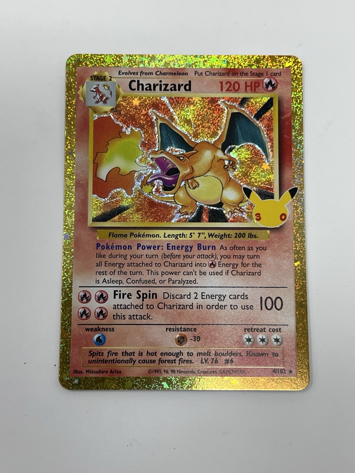 Pokemon 30th anniversary Gold Charizard 4/102 NM Pokemon 30th anniversary Gold Charizard 4/102 NM
