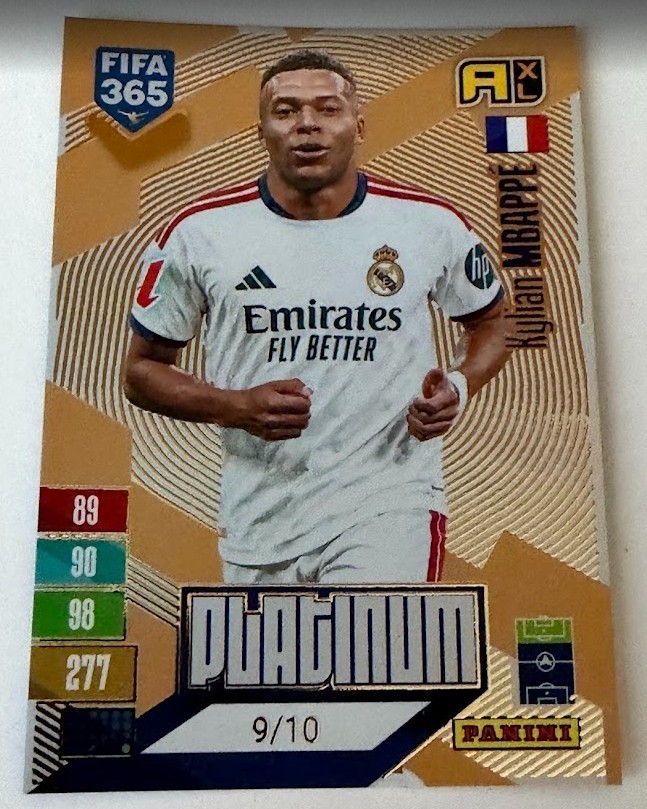 Panini Adrenalyn FIFA 365 2027 - PLATINUM - Mbappé 9/10 Panini Adrenalyn FIFA 365 2027 - PLATINUM - Mbappé 9/10