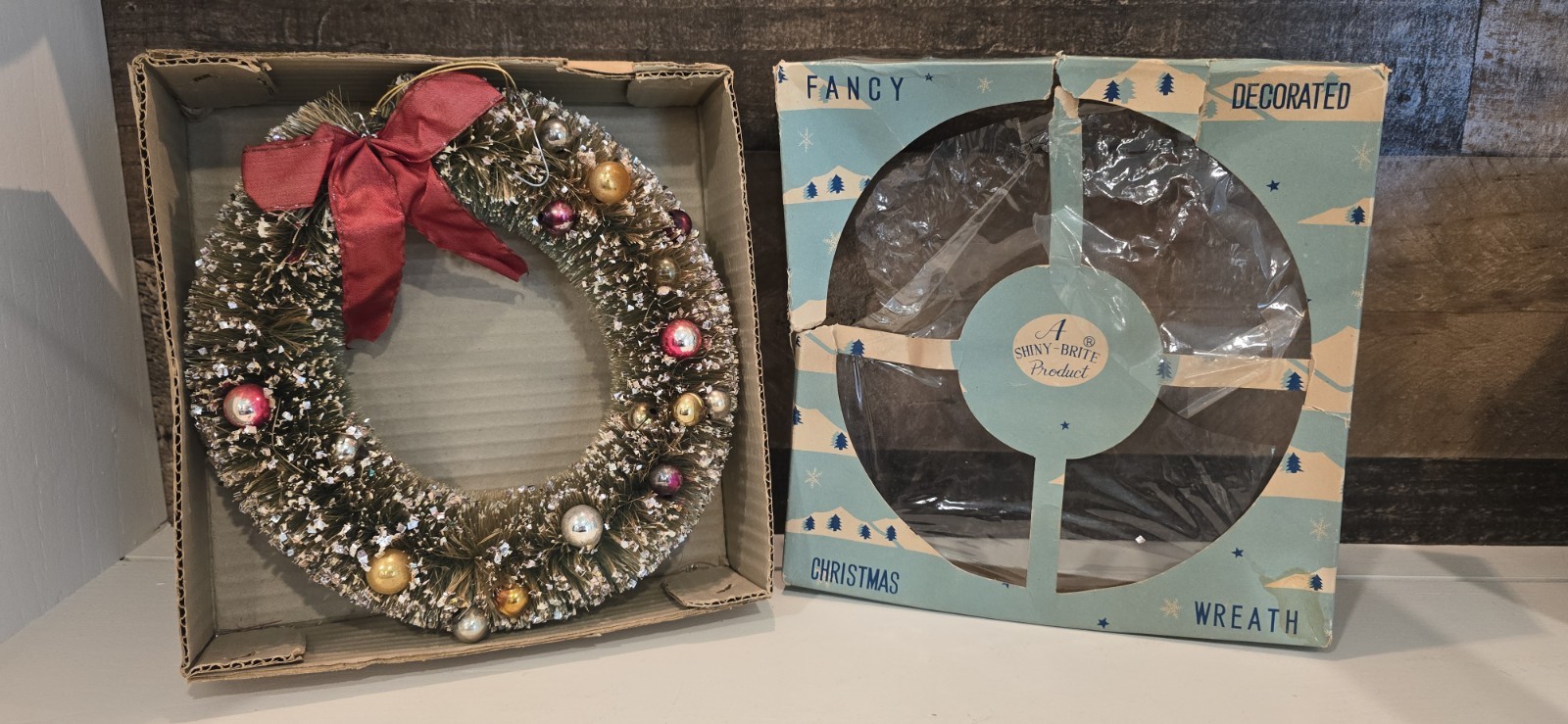 Vintage 1950's RARE Shiny Brite Bottle Brush Wreath w Mercury In Original Box 8