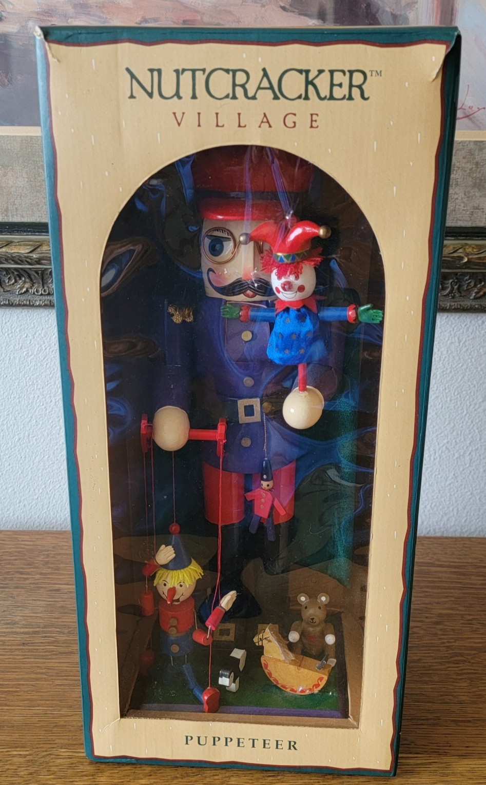Nutcracker Village Puppeteer in Box Hand Crafted in the Old World Tradition Nutcracker Village Puppeteer in Box Hand Crafted in the Old World Tradition