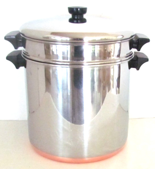 VINTAGE REVERE WARE 12 QT STOCK POT WITH LARGE STEAMER INSERT AND LID NICE