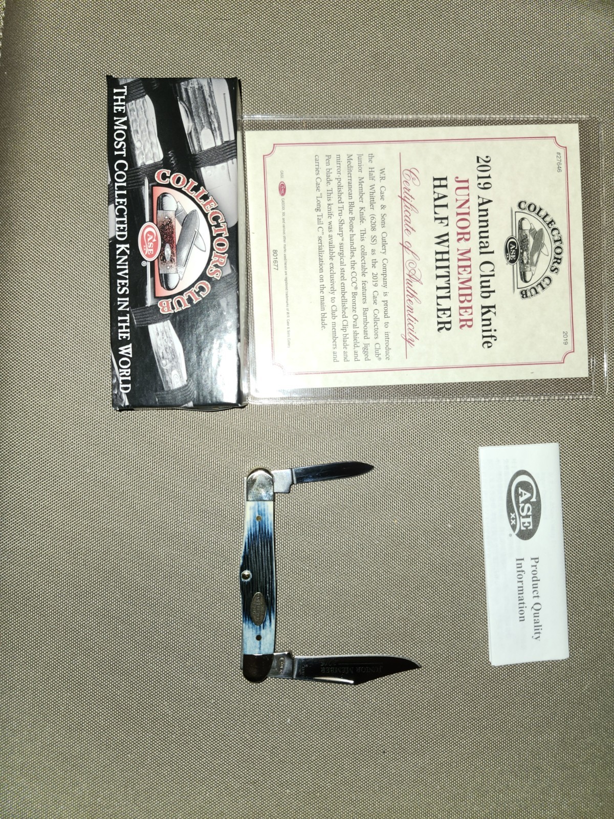 Case XX 2019 Collectors Club Half Whittler 6208 SS 2-Blade Blue Bone Case XX 2019 Collectors Club Half Whittler 6208 SS 2-Blade Blue Bone