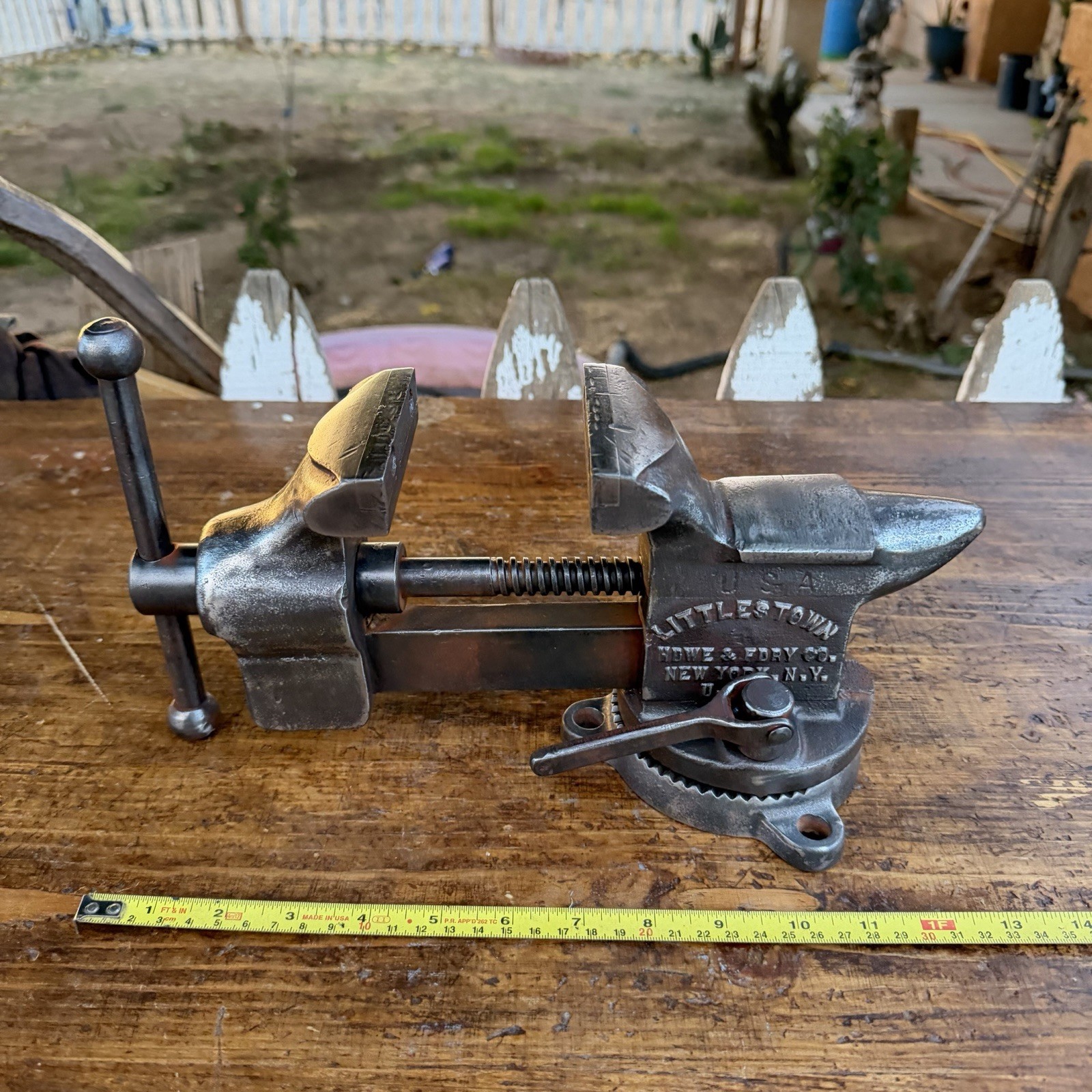 VINTAGE RARE LITTCO LITTLESTOWN,NEW YORK,N.Y..No.25 SWIVEL ANVIL BENCH VISE VINTAGE RARE LITTCO LITTLESTOWN,NEW YORK,N.Y..No.25 SWIVEL ANVIL BENCH VISE