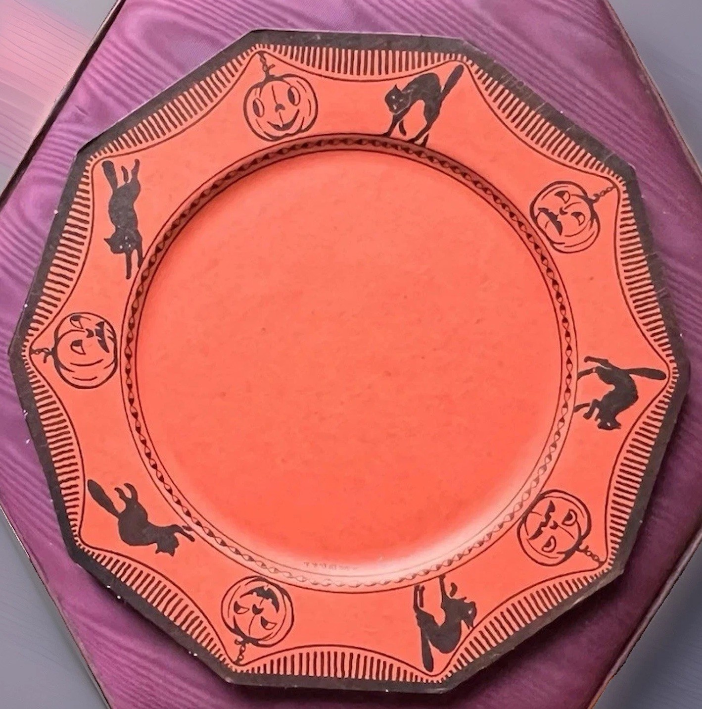 Antique Halloween Paper Plates c1930 Ex Condition JOL Blk Cat /Two Available Antique Halloween Paper Plates c1930 Ex Condition JOL Blk Cat /Two Available