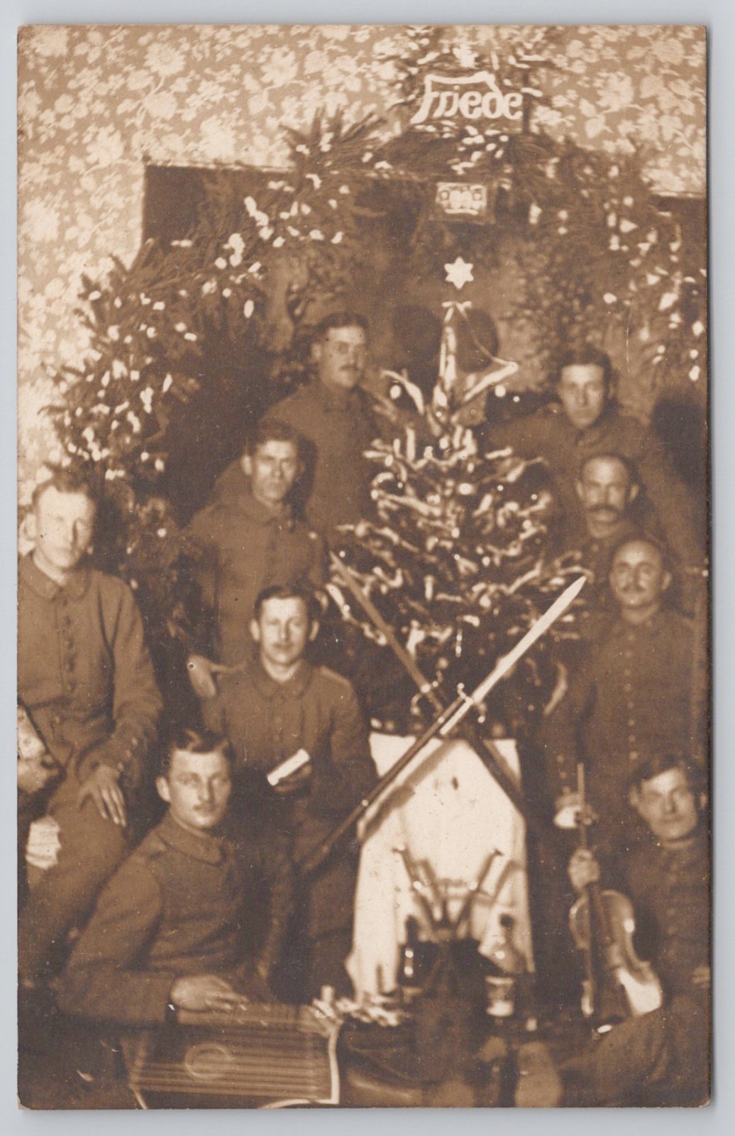 WWI German Soldiers Christmas Tree FRIEDE Star Peace Rifle Bayonet Postcard WWI German Soldiers Christmas Tree FRIEDE Star Peace Rifle Bayonet Postcard