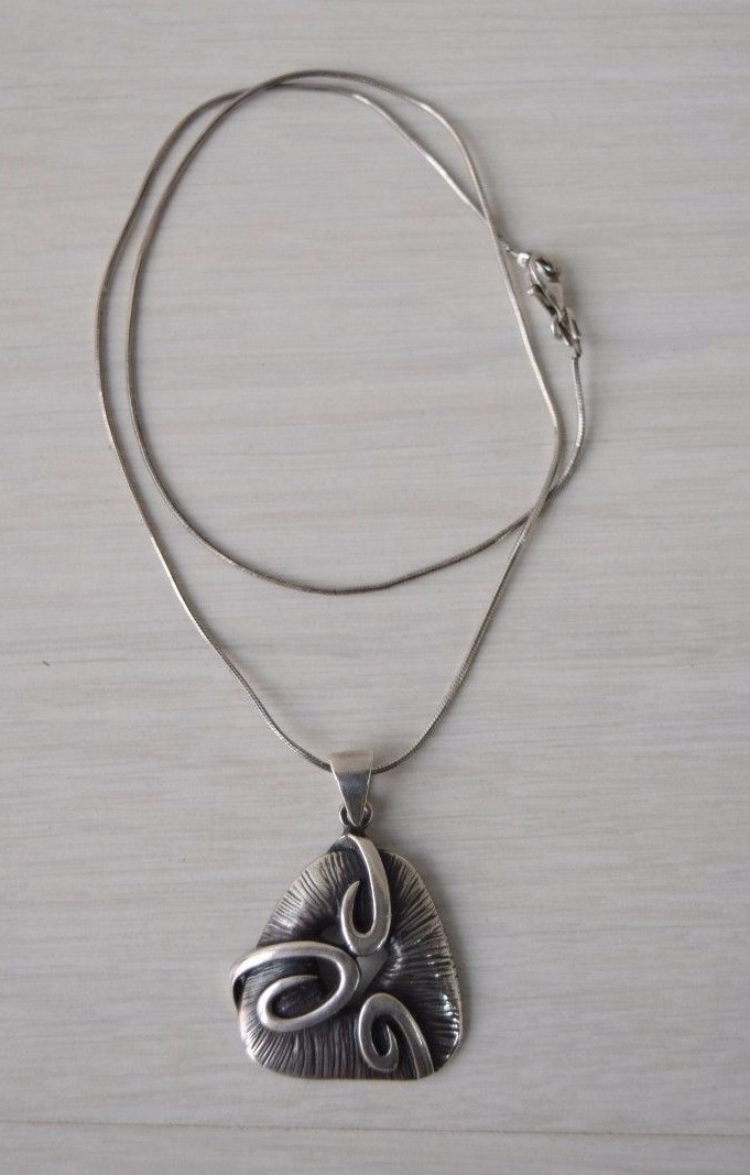 Vintage Collectible Sterling Silver 925 Designer Woman Necklace Handmade Retro Vintage Collectible Sterling Silver 925 Designer Woman Necklace Handmade Retro